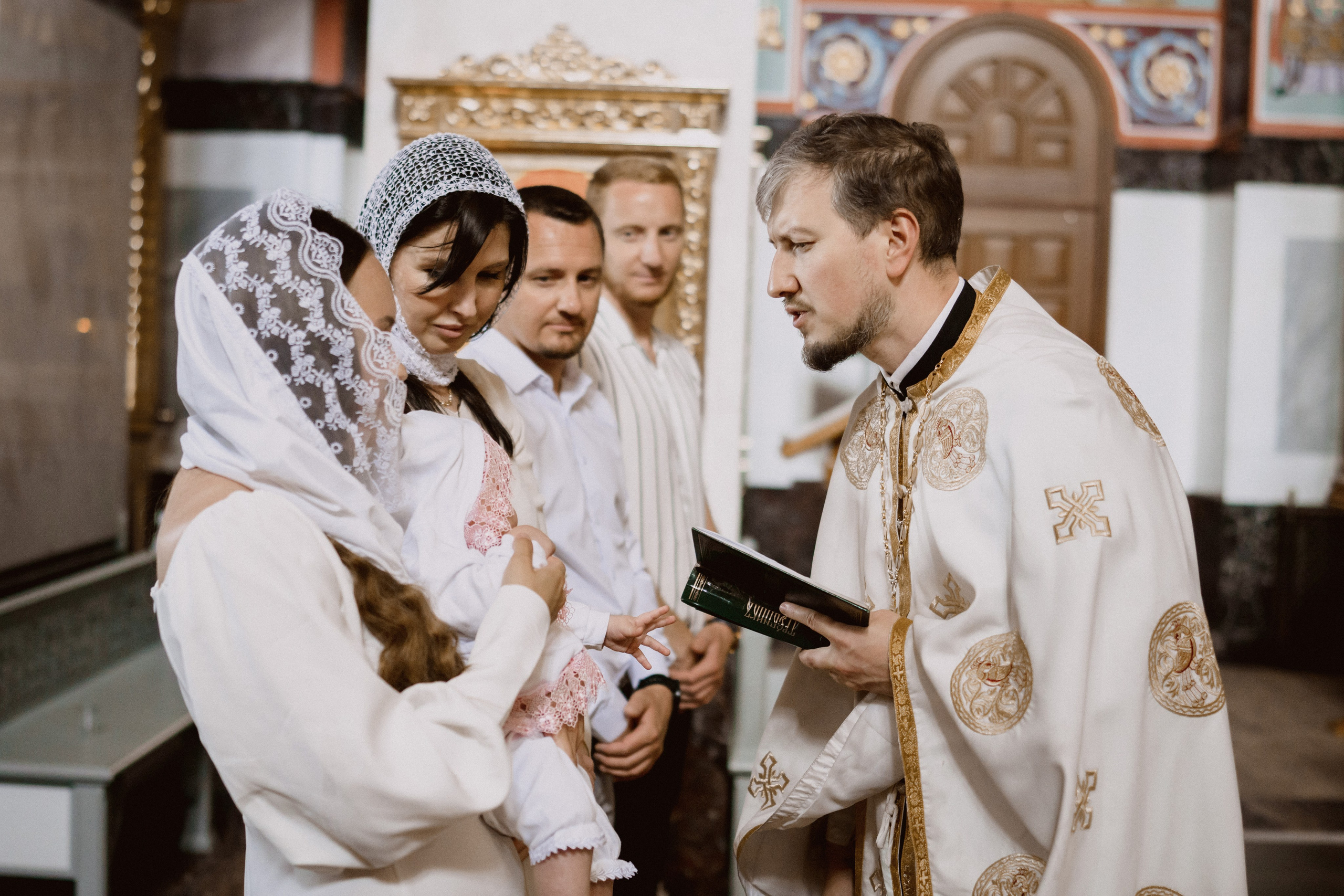 Крещение в Новодевичьем монастыре. Семейный фотограф и видеограф Алёна Ким