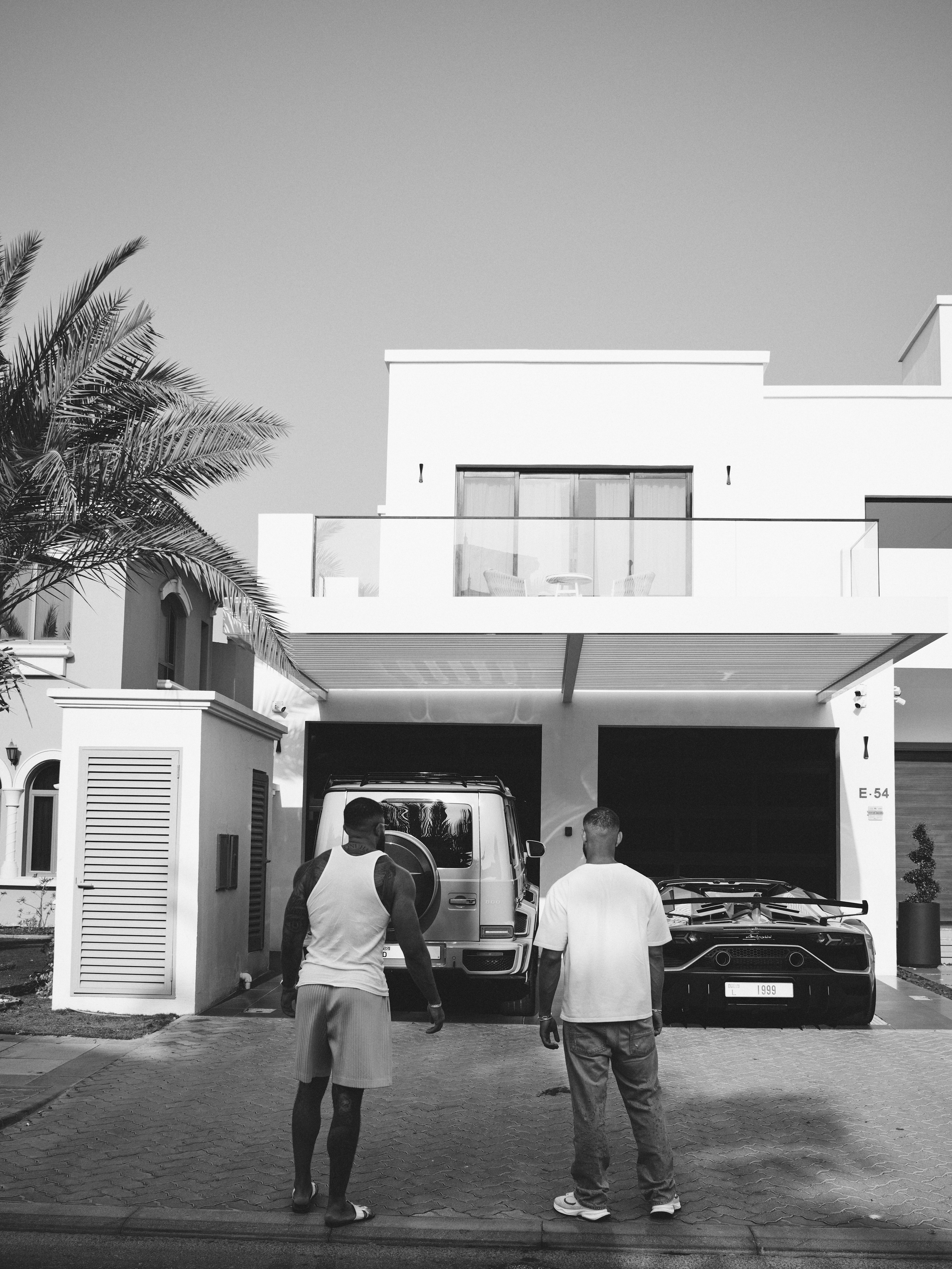 Samuel Onuha & Ruben Onuha. NOIZOMAX Художественный фотограф в Дубай