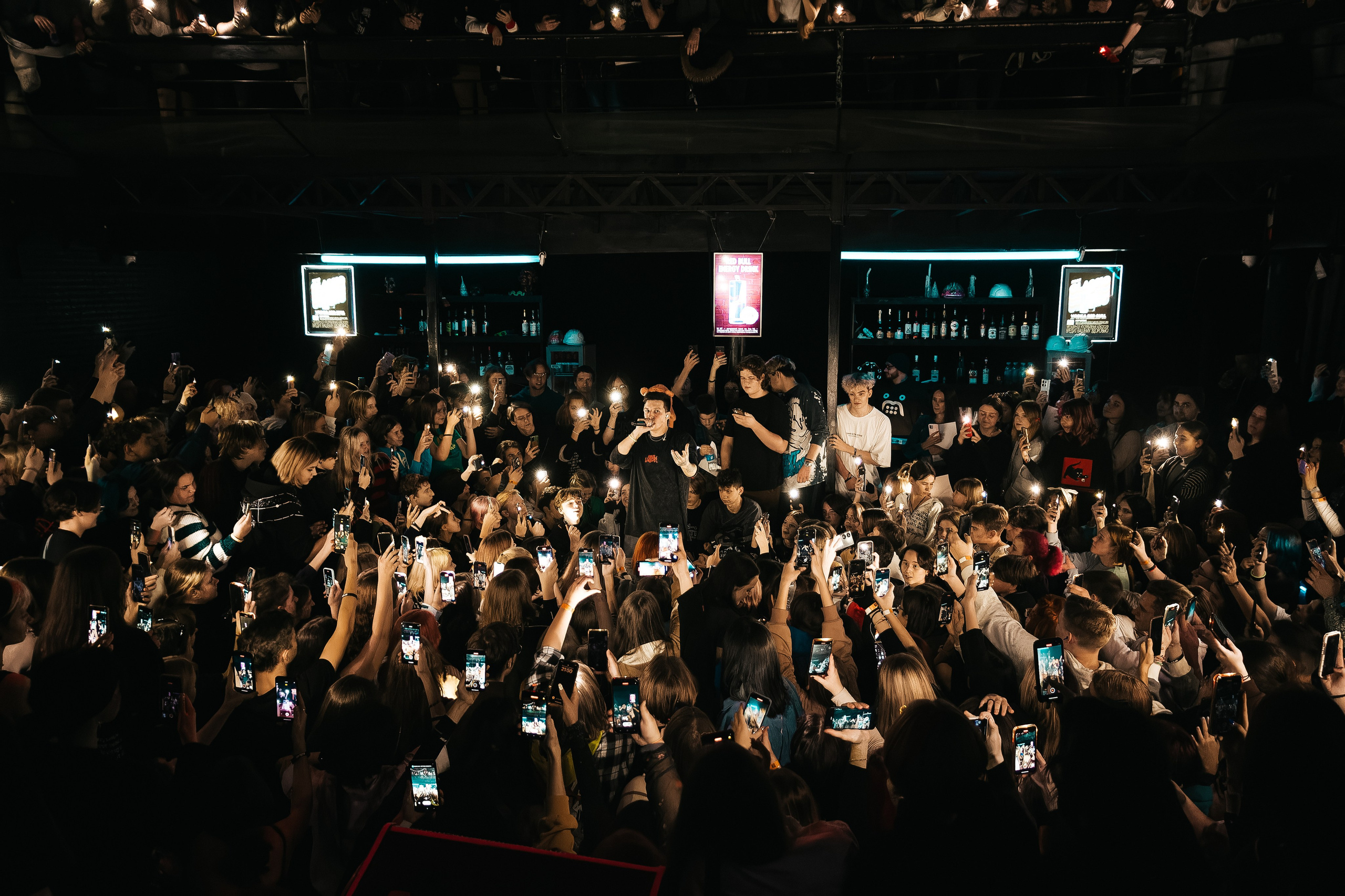 Концерт Мазелова. Фотограф Артём Ющенко