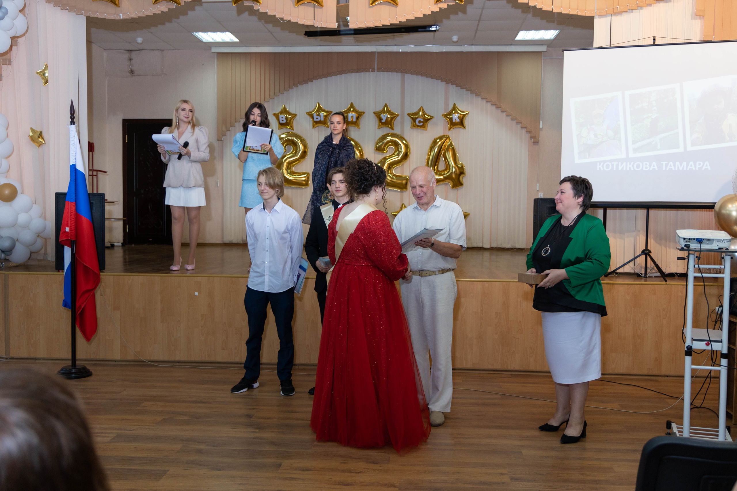 Школа № 5 Липецк. Выпускной 2024. Выпускные альбомы в Липецк