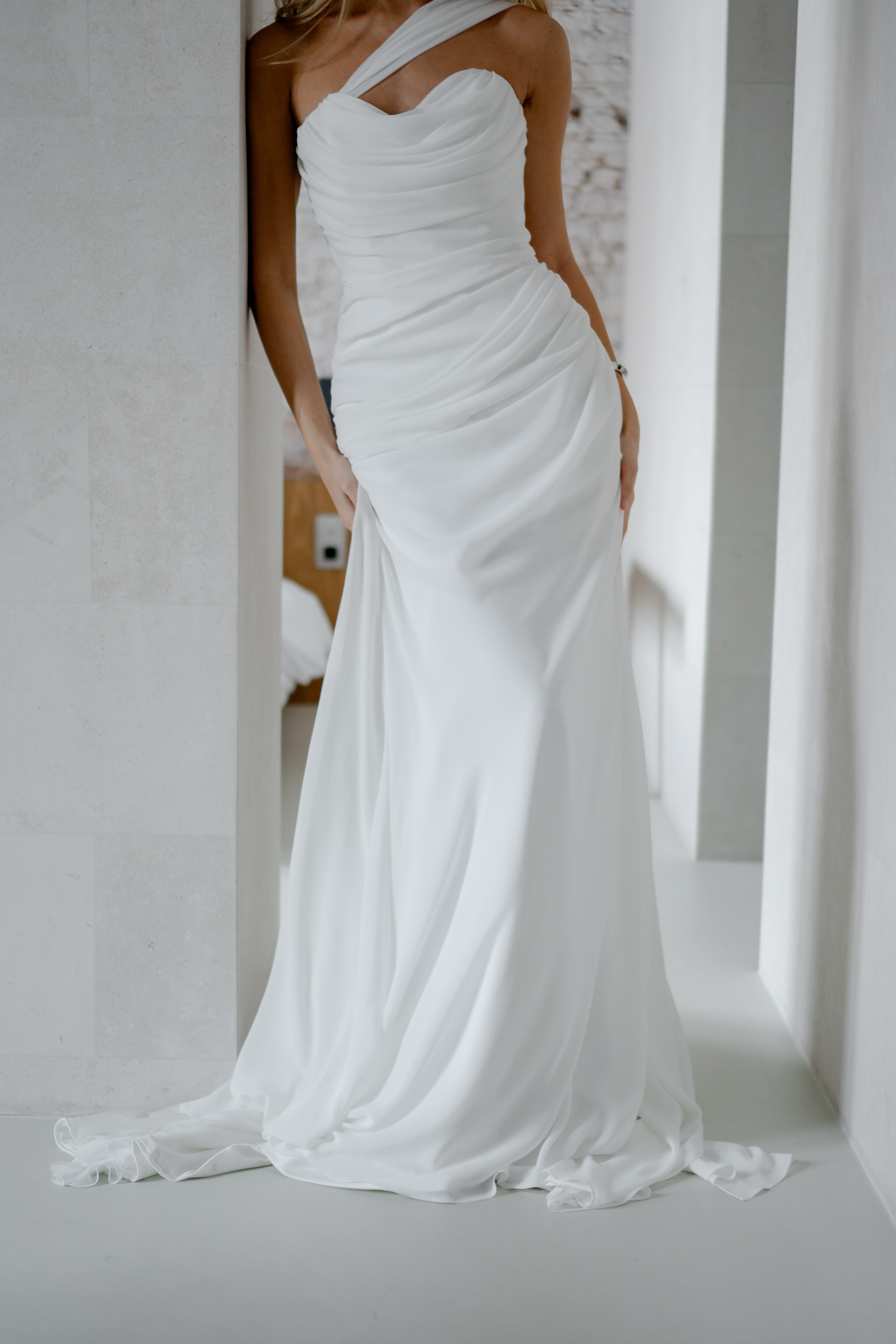 ЭЛЕГАНТНАЯ СВАДБЕНАЯ СЬЕМКА ЖЕНИХА И НЕВЕСТЫ В ДОРОГОМ ОТЕЛЕ САНКТ-ПЕТЕРБУРГА. Профессиональный фотограф, Санкт-Петербург — Виктория Богомолова