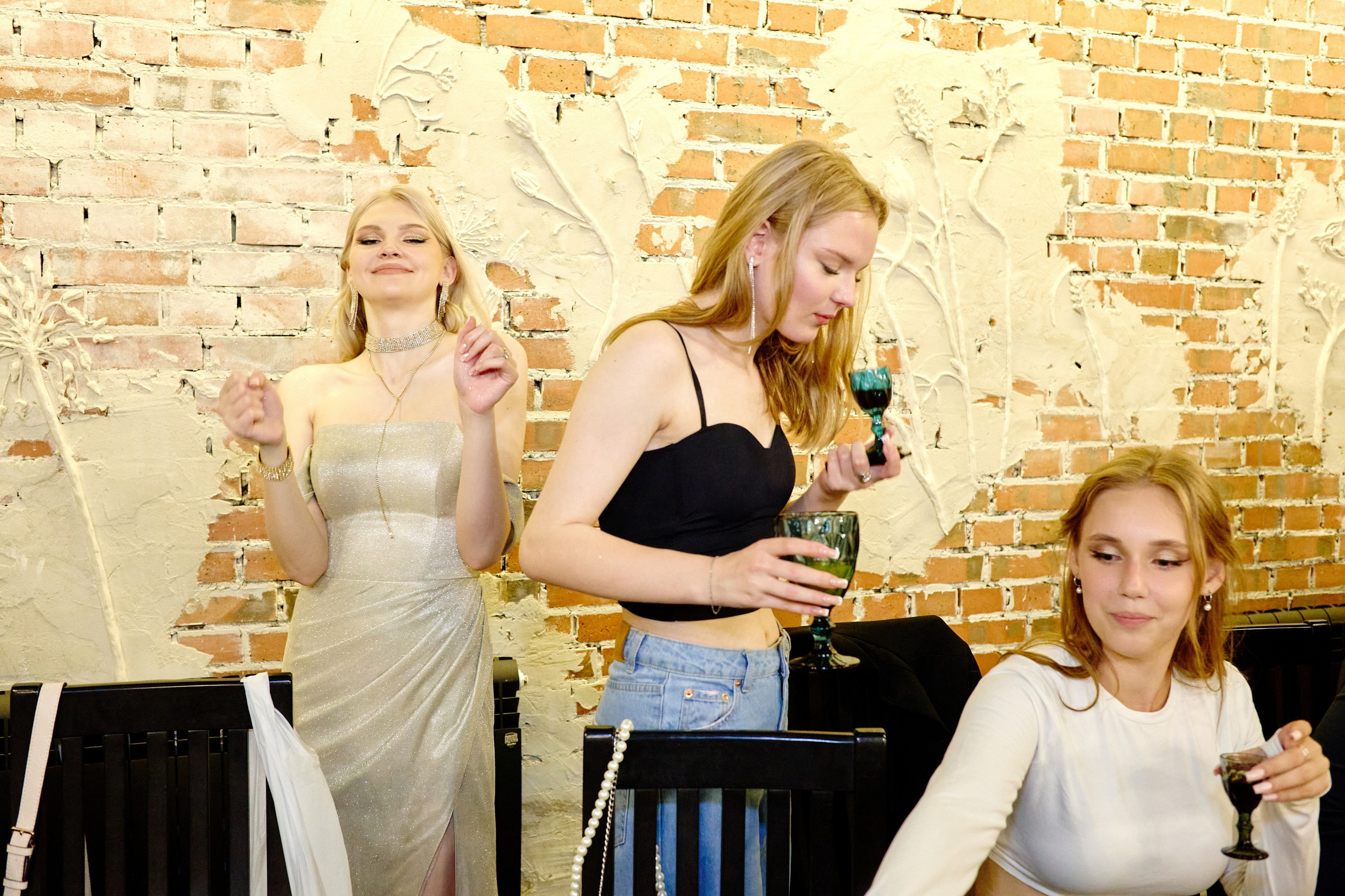 Выпускной 35 Сош. Фотограф Выпускные альбомы Таганрог Сергей Коробченко