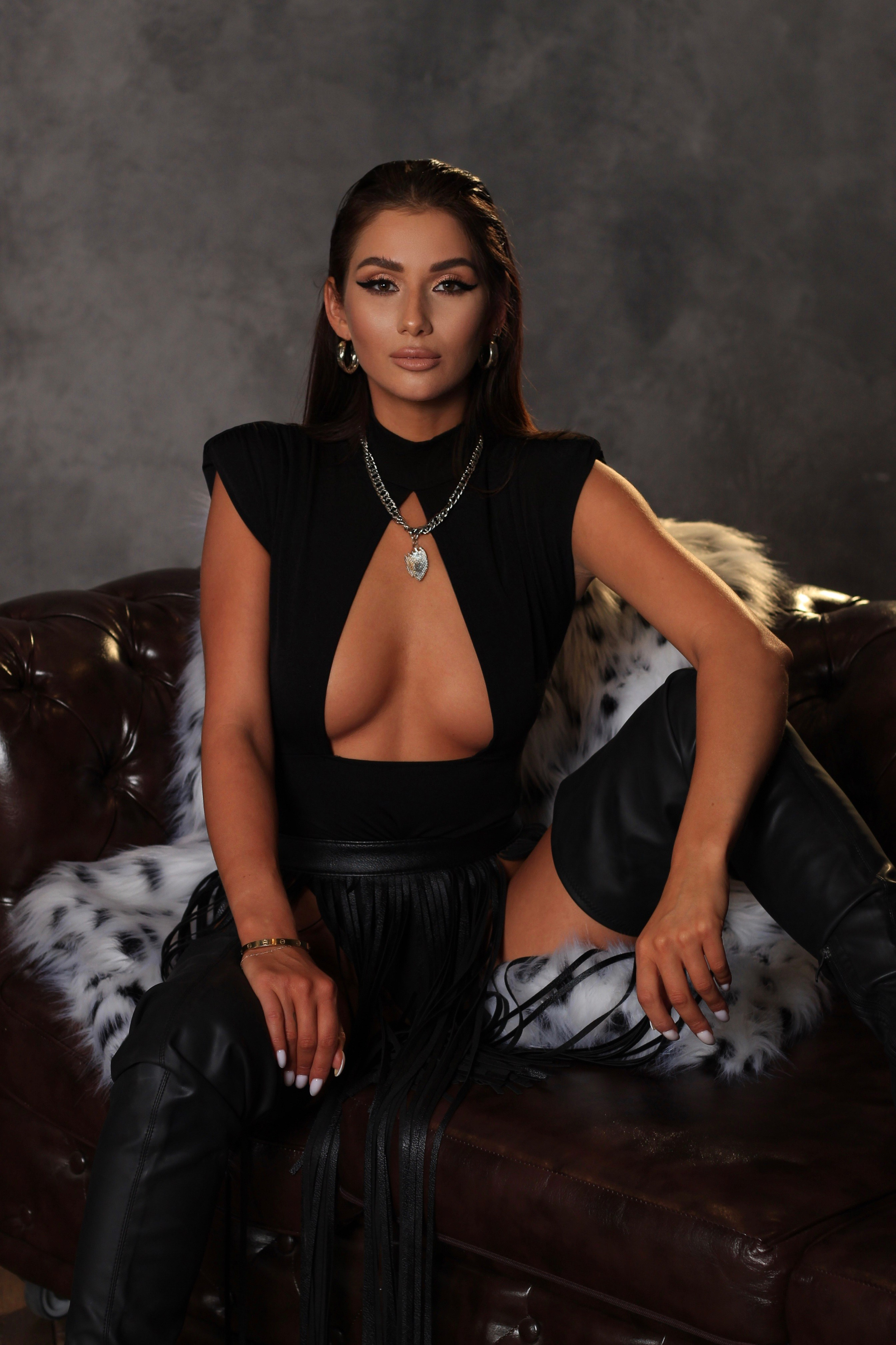 Алена Д, 42-44 р-р, 167 рост. KED Production — продакшн из СПб. Создаём фото, видео и контент, который помогает брендам и селлерам продавать больше