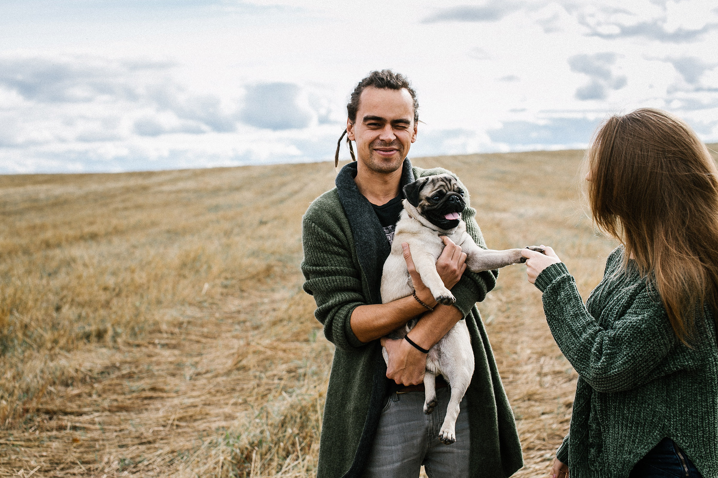Фотосессия в поле. Свадебный фотограф Элли Федосеева