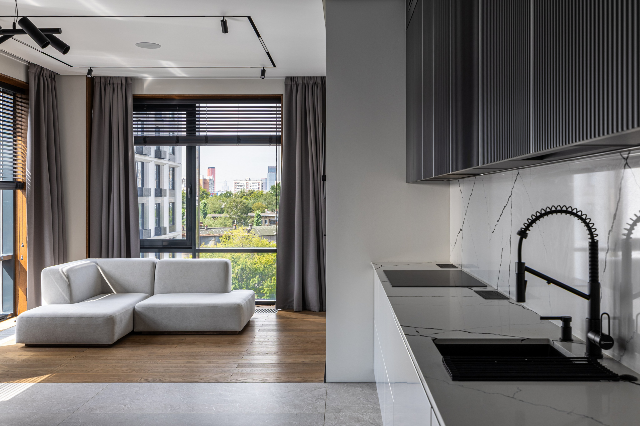 Дизайнерская семейная квартира с панорамными окнами. Veselinskiy| Интерьерный фотограф | Москва