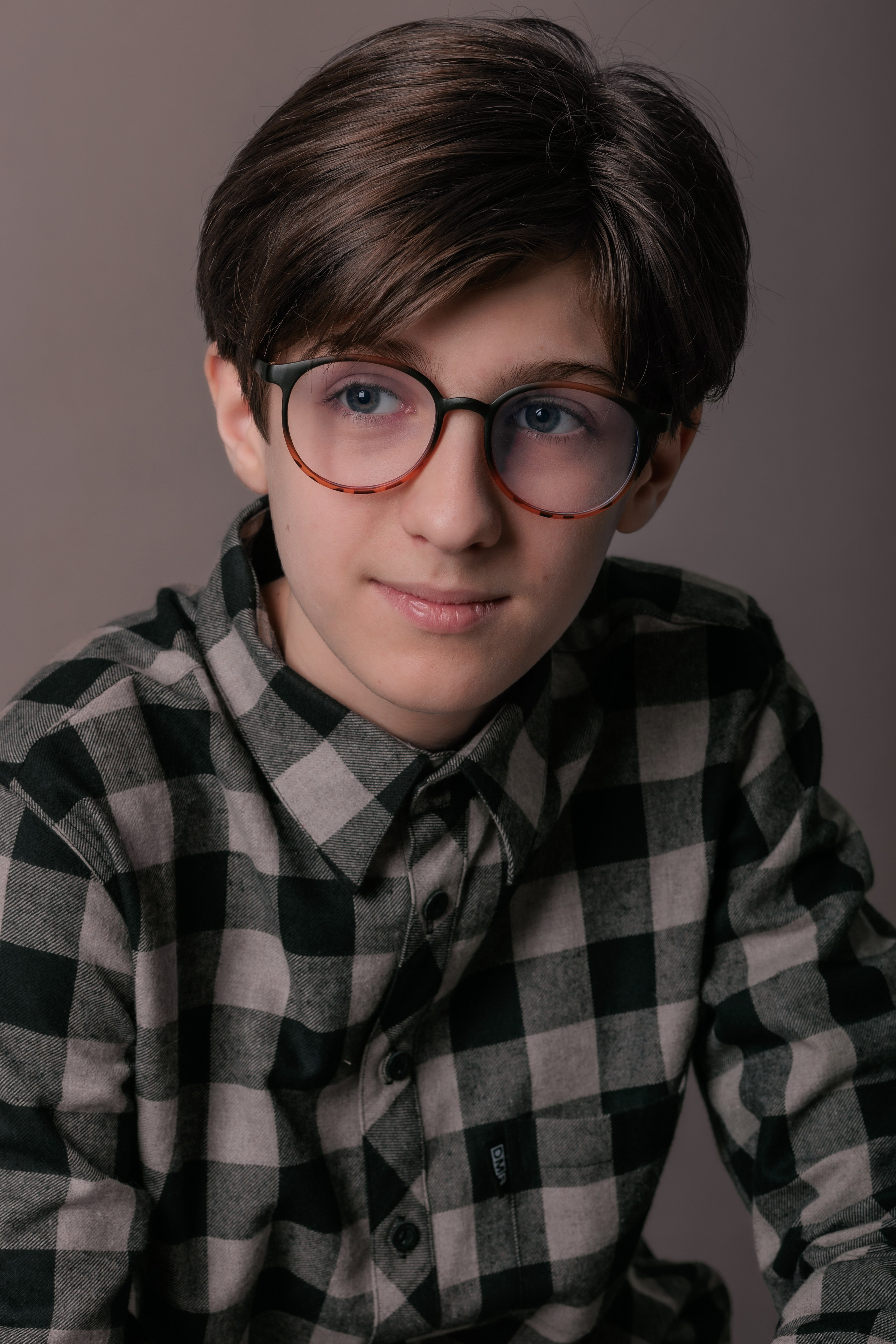 АРТЁМ. Я фотограф из Москвы к Вашим услугам