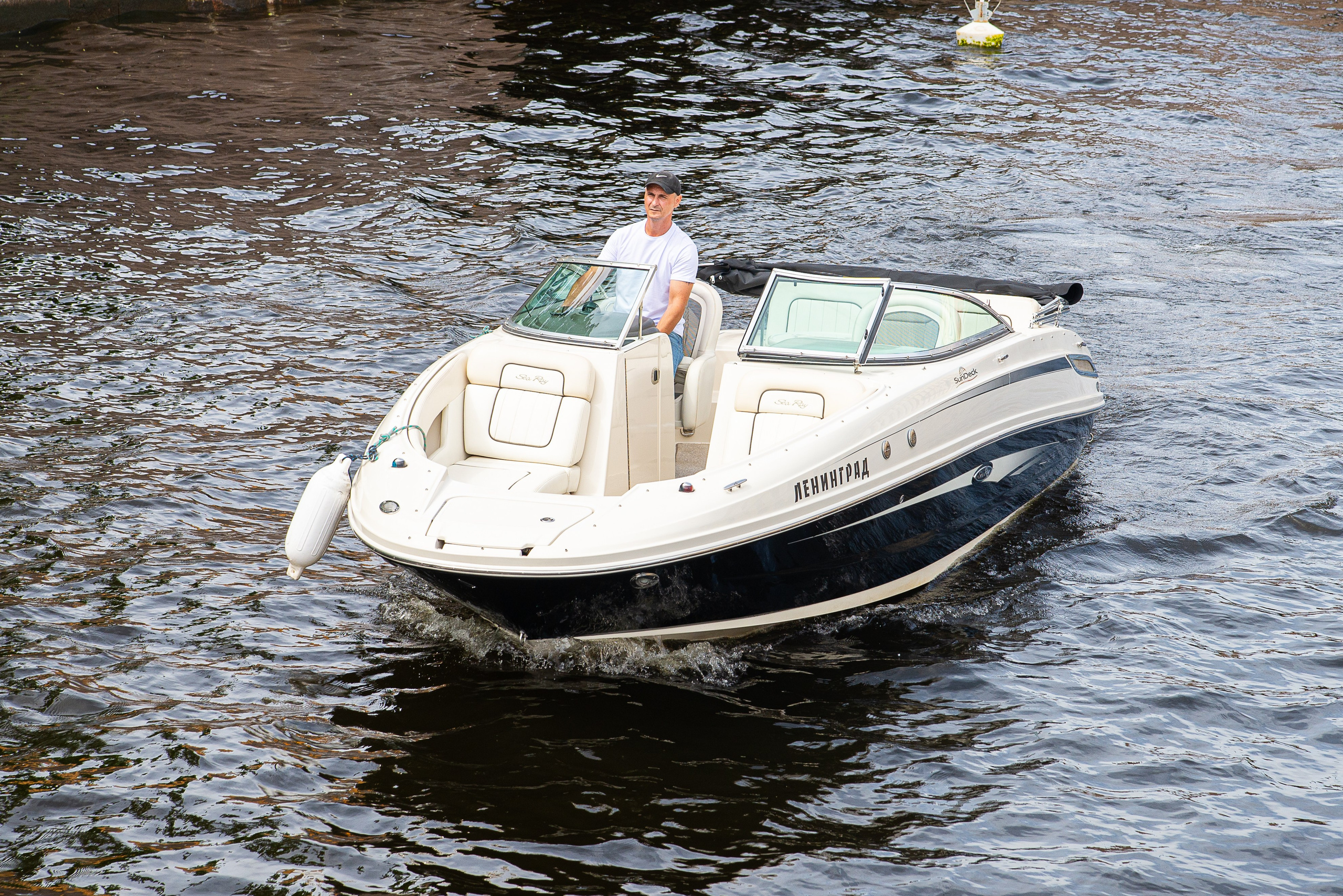 Катер «Ленинград». SPB Rent Boats|аренда катеров и теплоходов