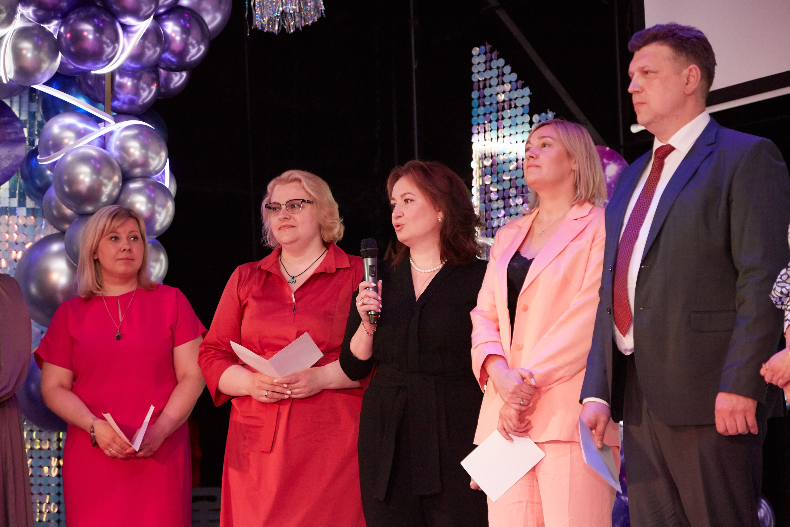 Последний звонок. Фотограф Савченко Люба. Москва