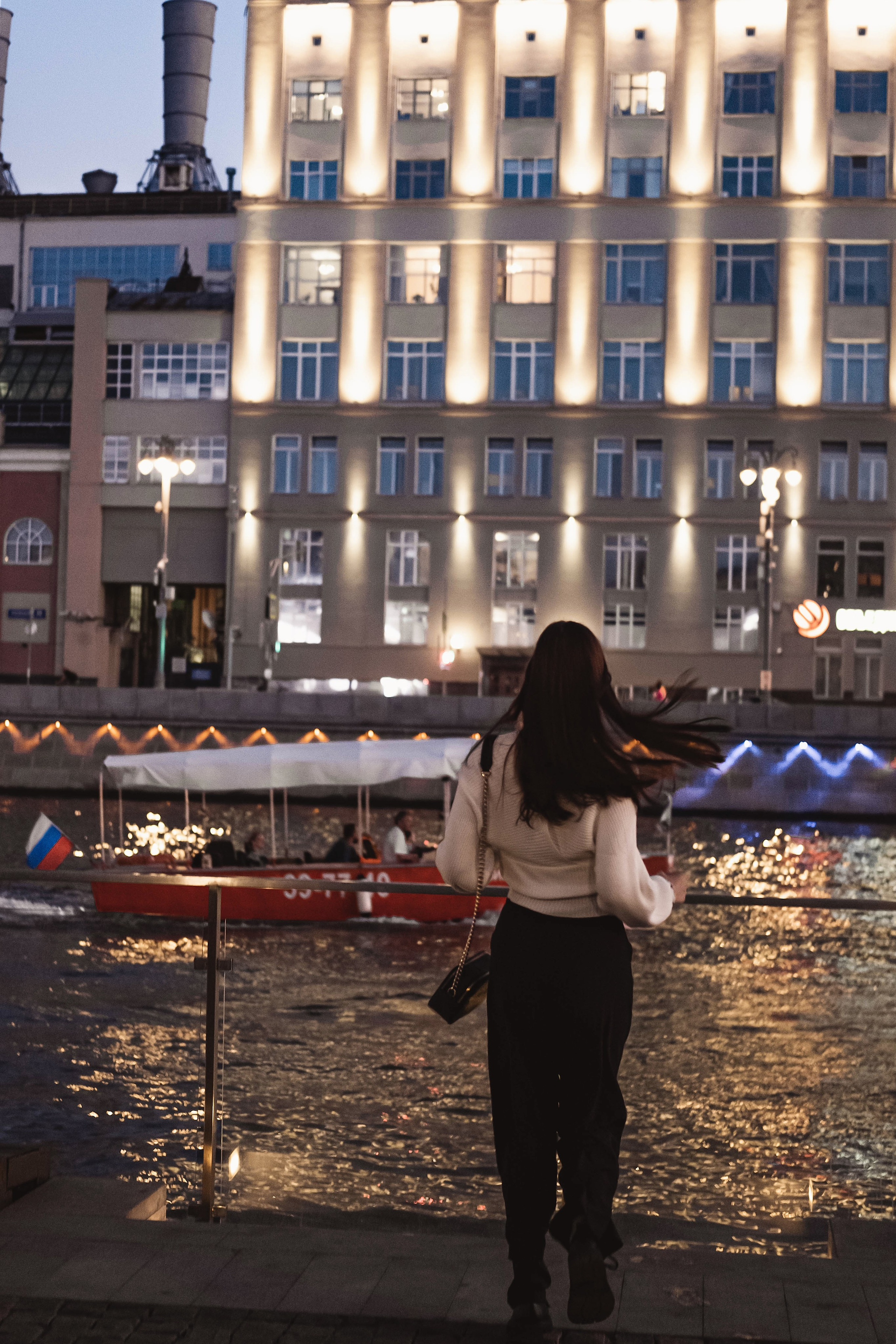 Прогулка по вечерней Москве. Свадебный и семейный фотограф в Новосибирске, Санкт-Петербурге, Москве