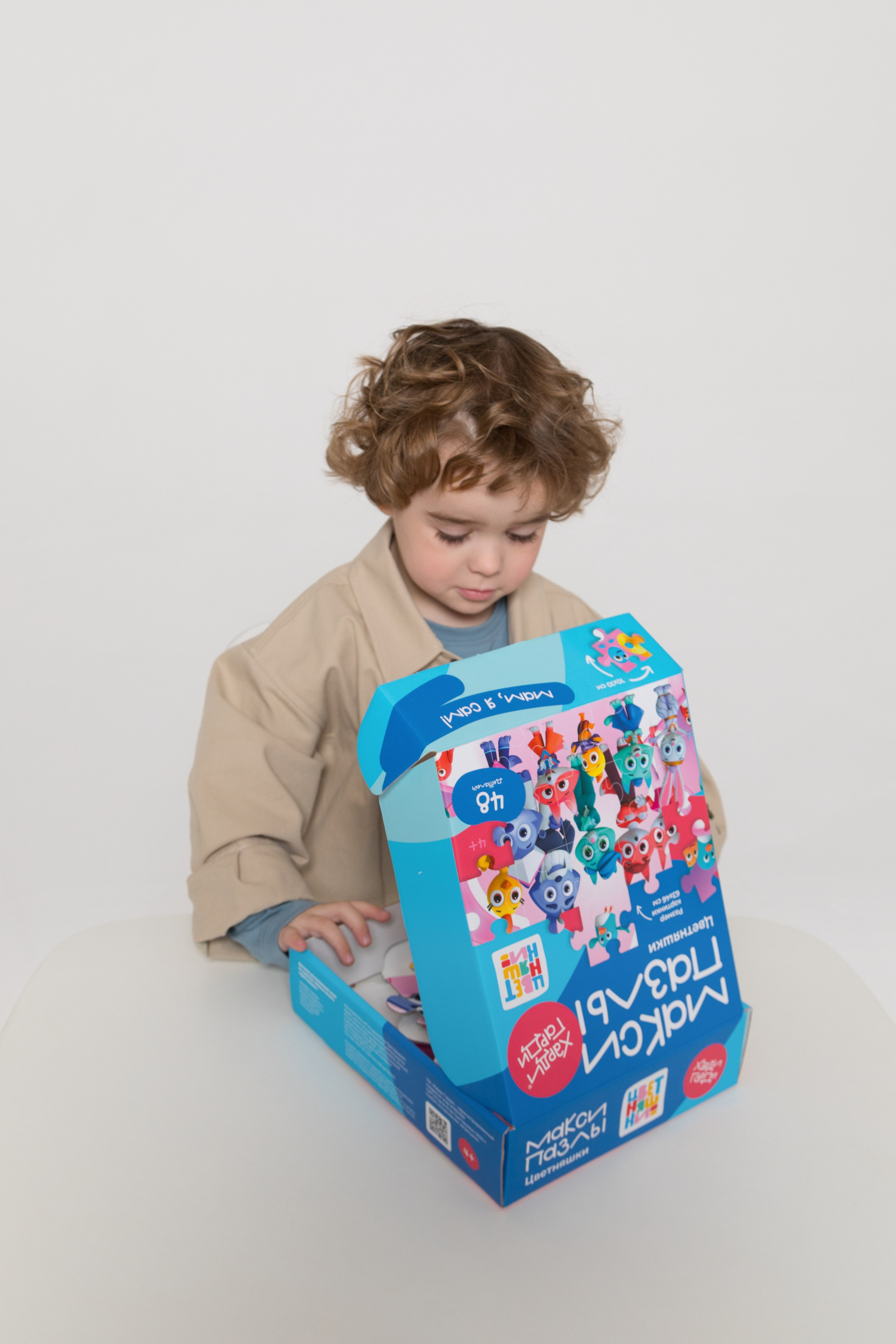 Имиджевая и каталожная съёмка для бренда детских пазлов. Детский и контент фотограф Надя Волкова Санкт-Петербург