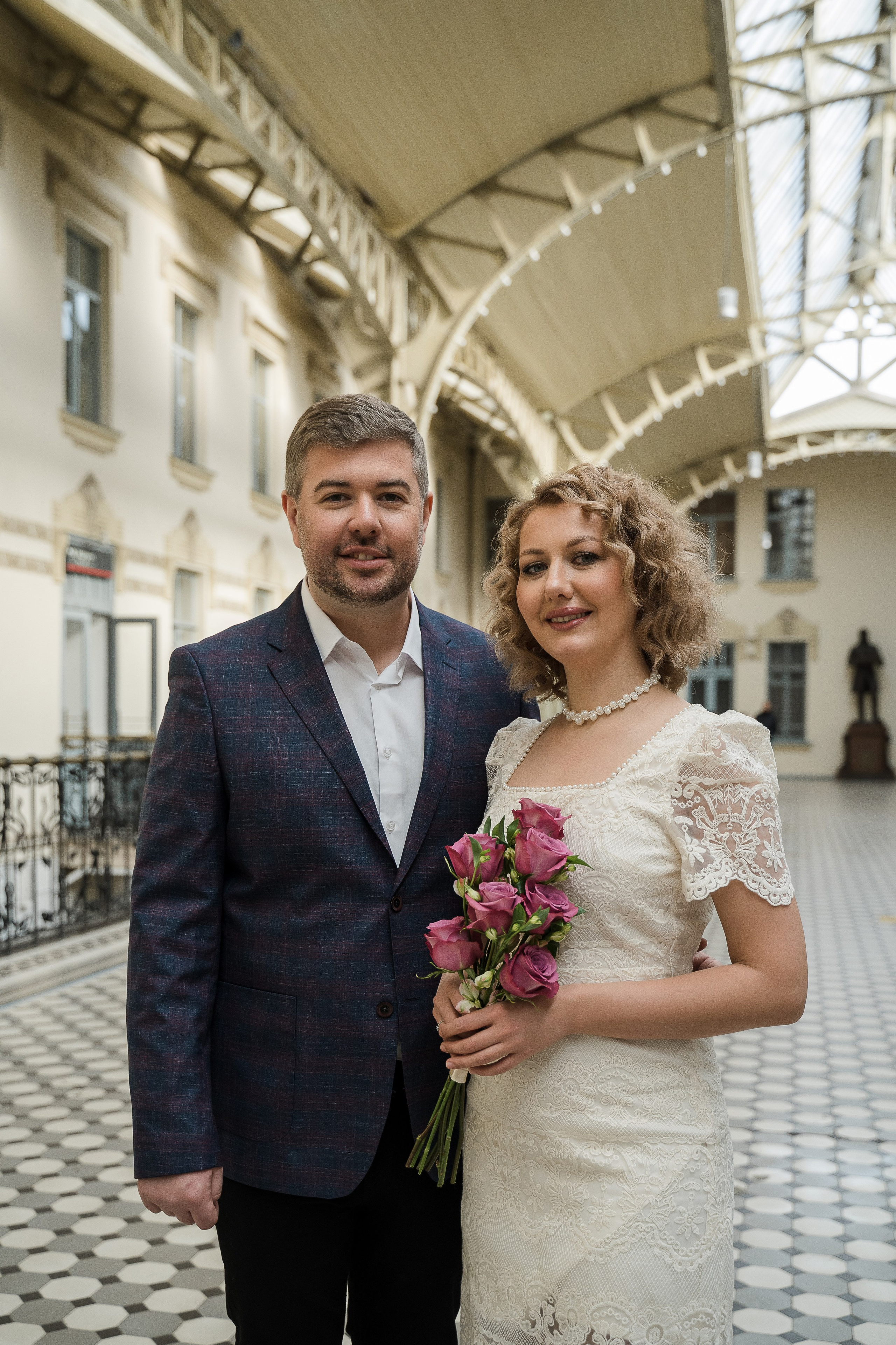 Свадебная фотосессия на Витебском вокзале. Свадебный и семейный фотограф в Пушкине и Санкт-Петербурге Мария Филиппова