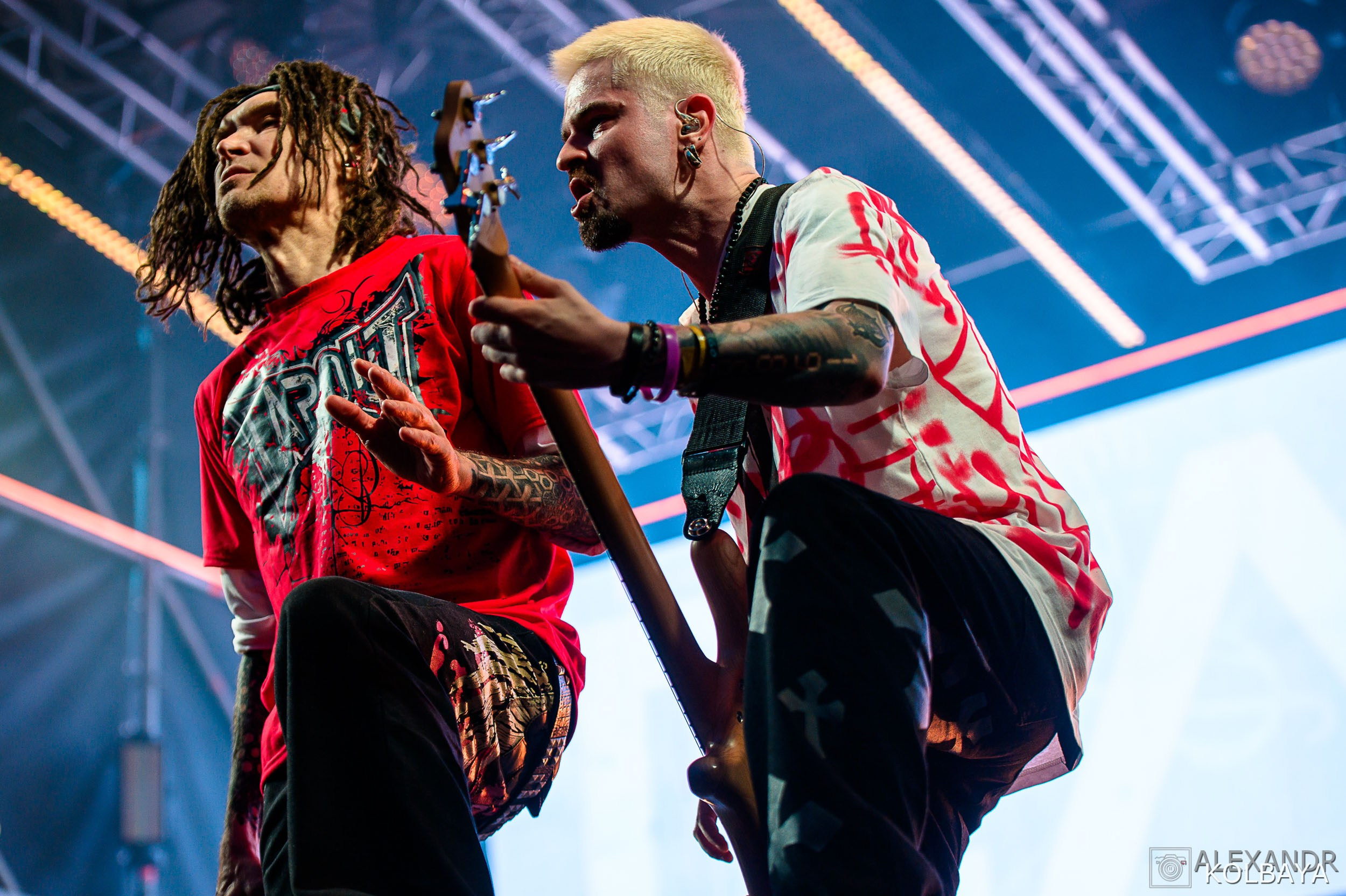 Фоторепортаж с концерта группы СЛОТ на Red Summer 2025. Концертный и театральный репортажный фотограф в Москве Александр Колбая