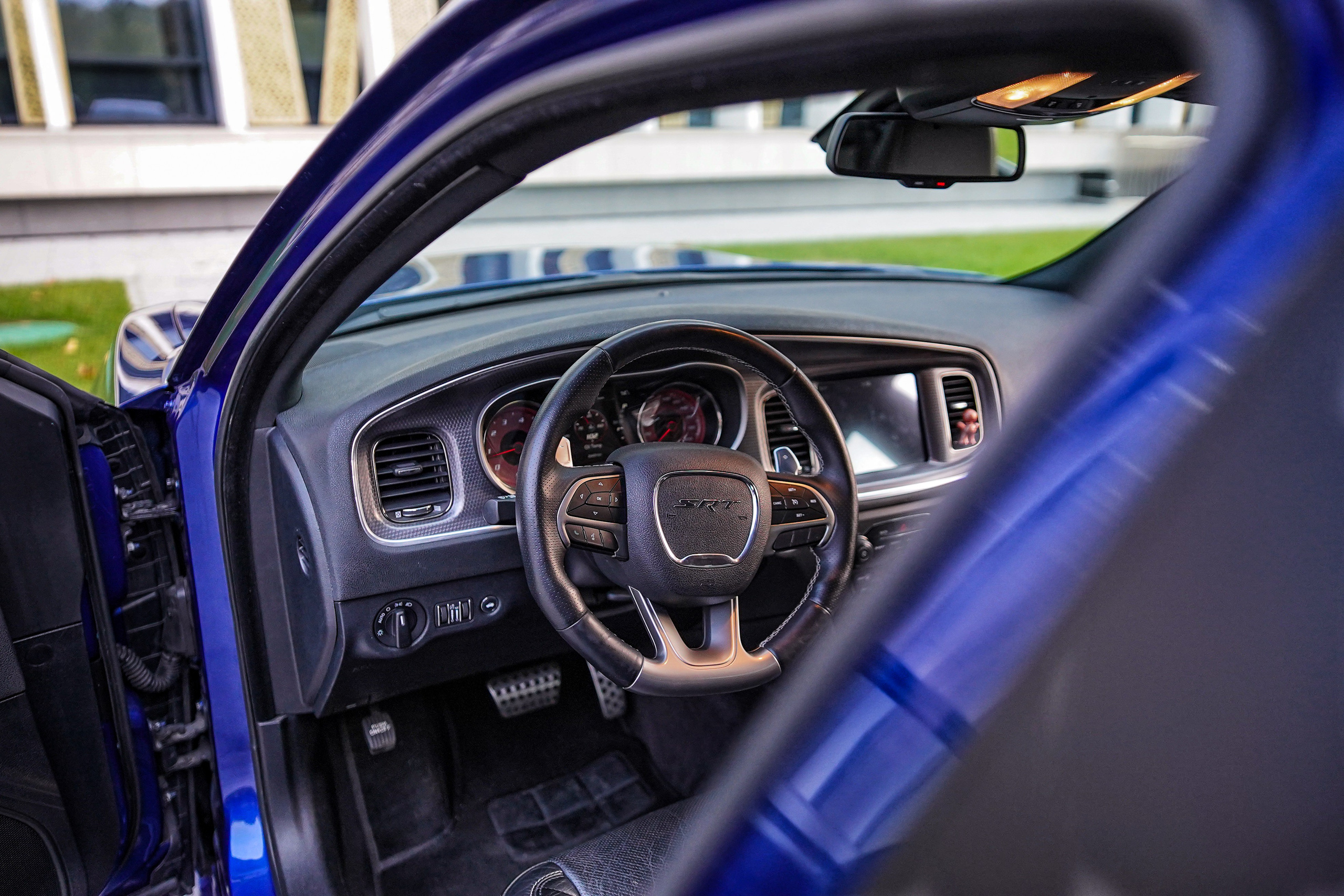 Dodge Charger Hellcat. Автомобильный фотограф Шакая Кирилл