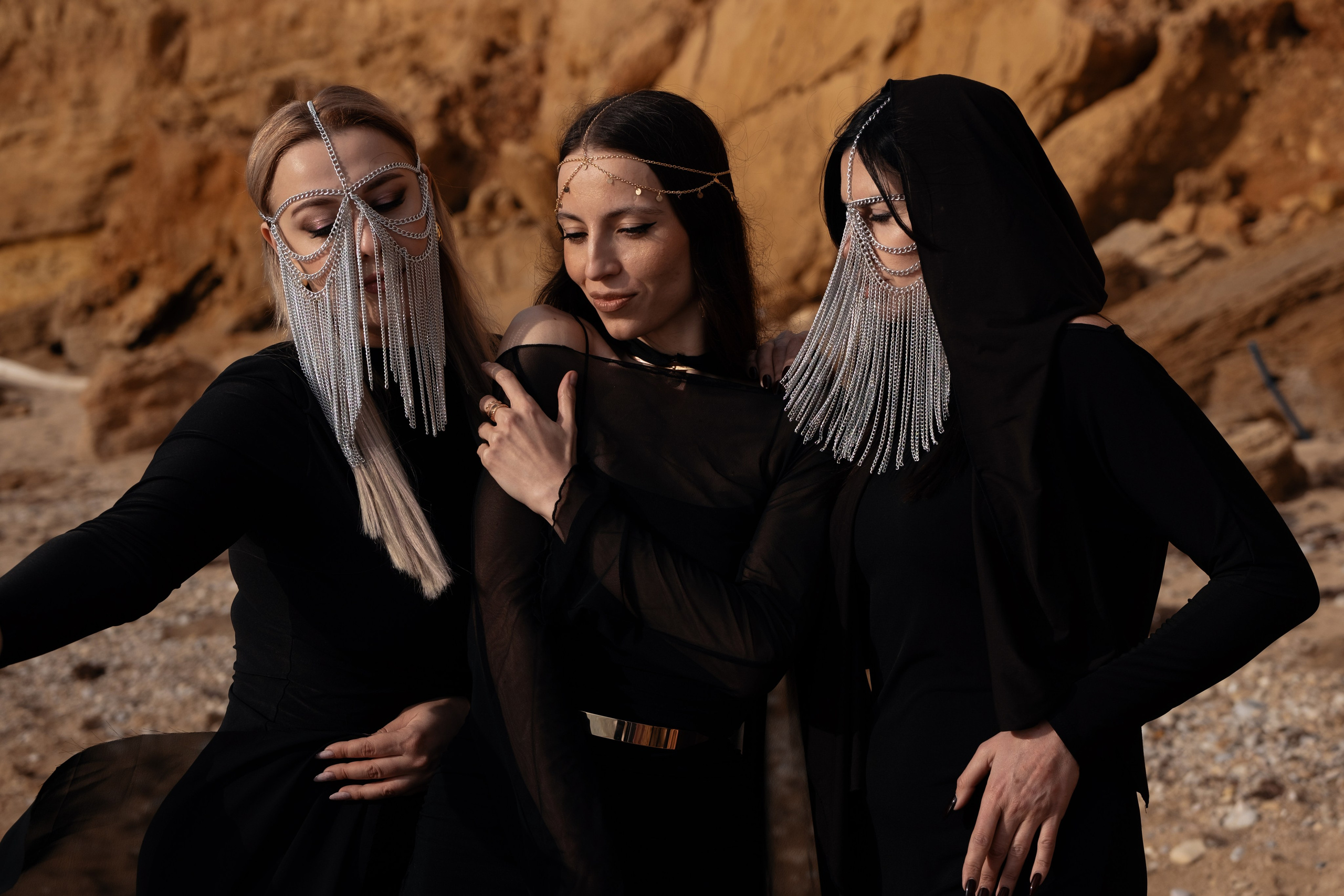 Фотосессия у моря, арабская эстетика. Профессиональная фотосъемка в Крыму. Натуральные эмоции и живые кадры. Забронируйте дату прямо сейчас!