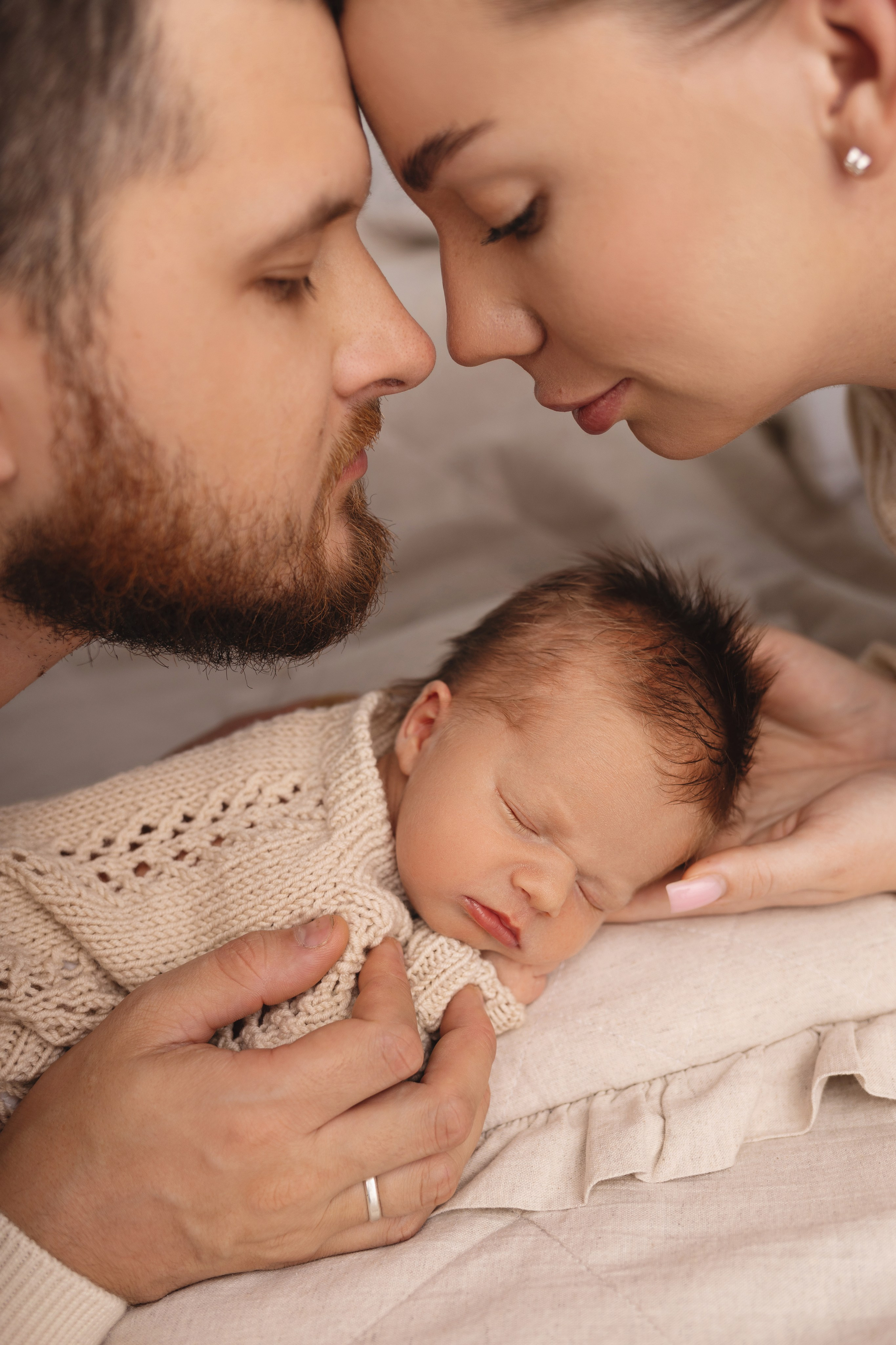 Newborn съемка в стиле Лайф. Фотограф новорожденных малышей в Омске и Омской области Эльвира Камаева