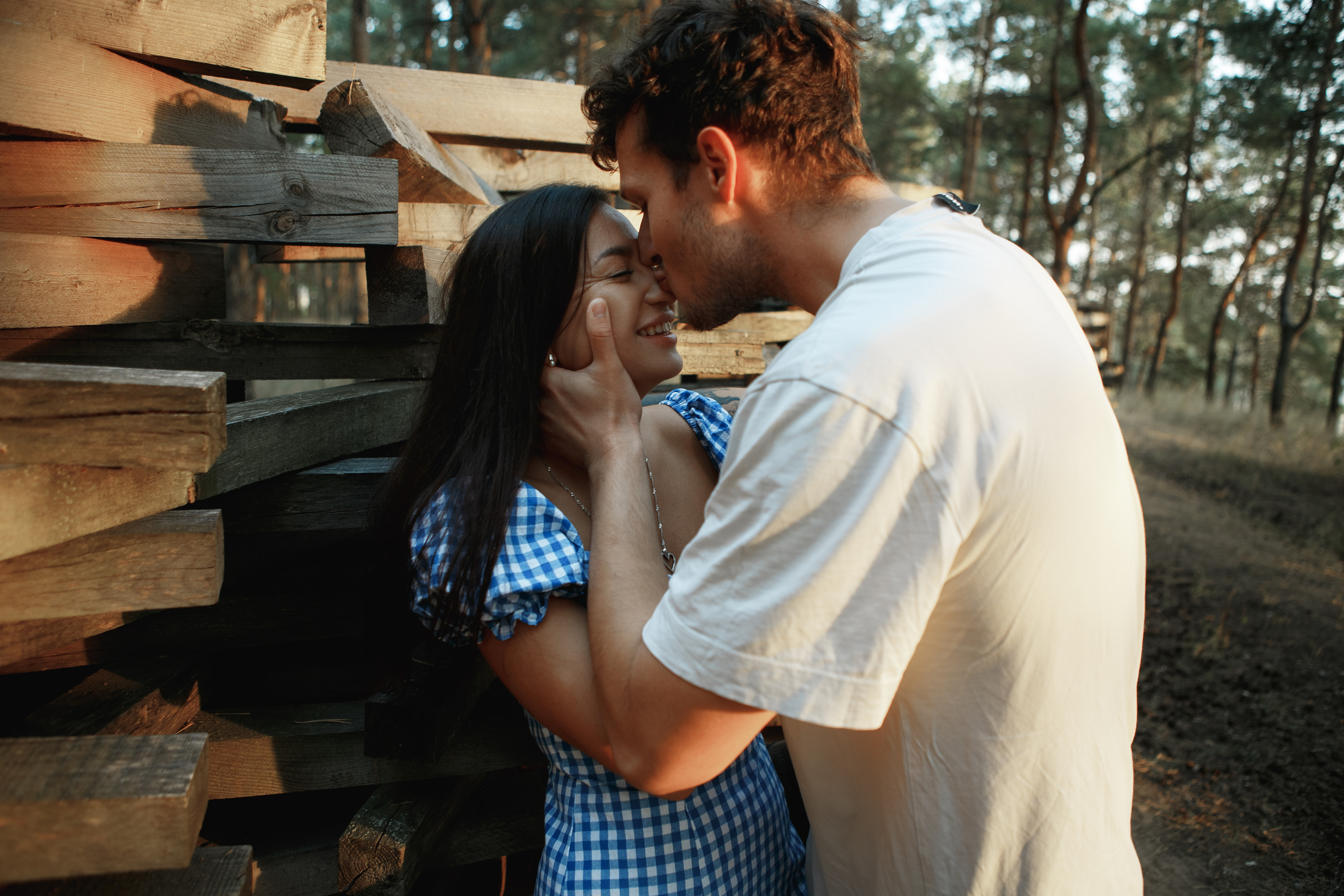 В сосновом бору. Фотограф Илья Чудин в Саратове