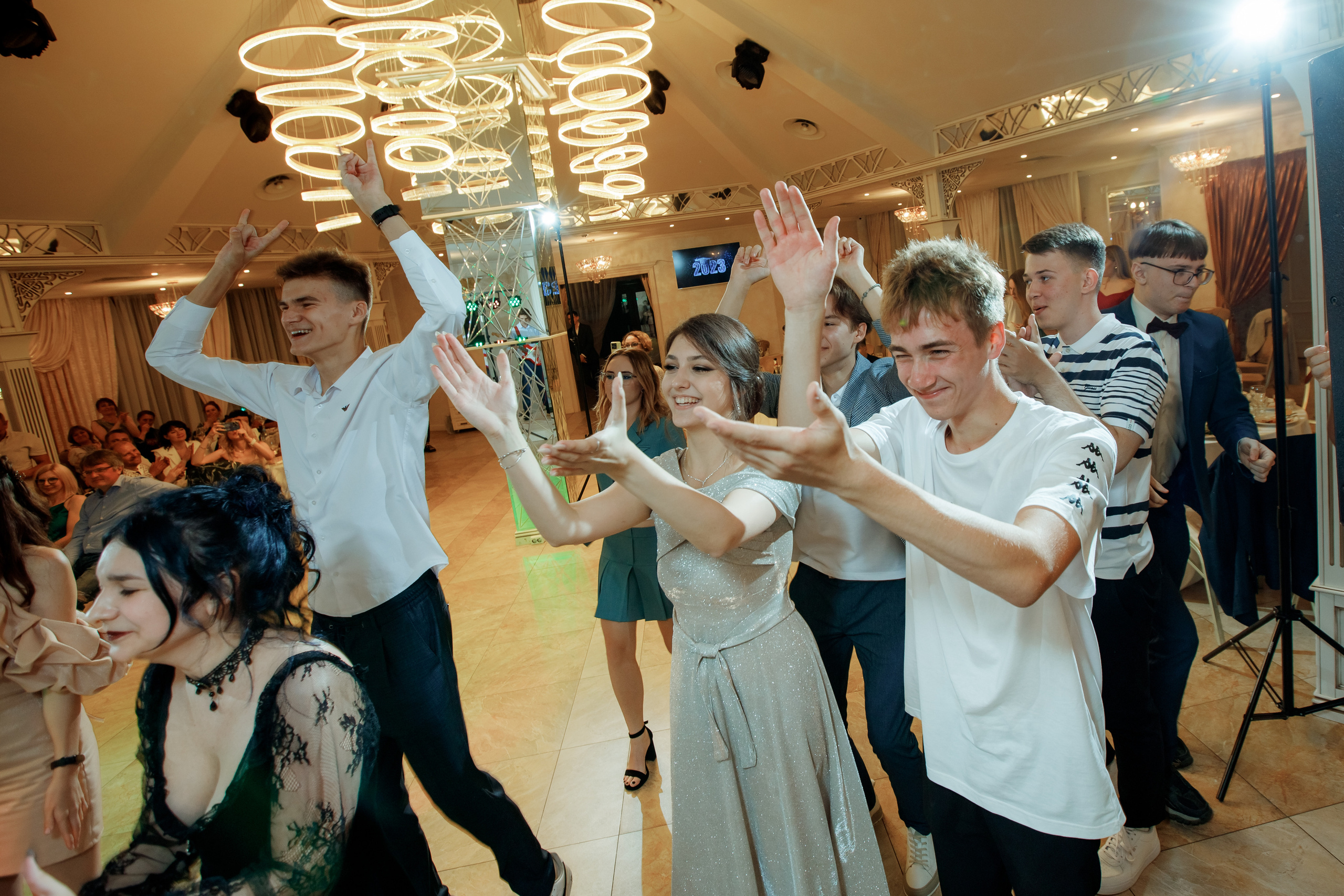 Выпускной_2023. Фотограф Илья Чудин в Саратове