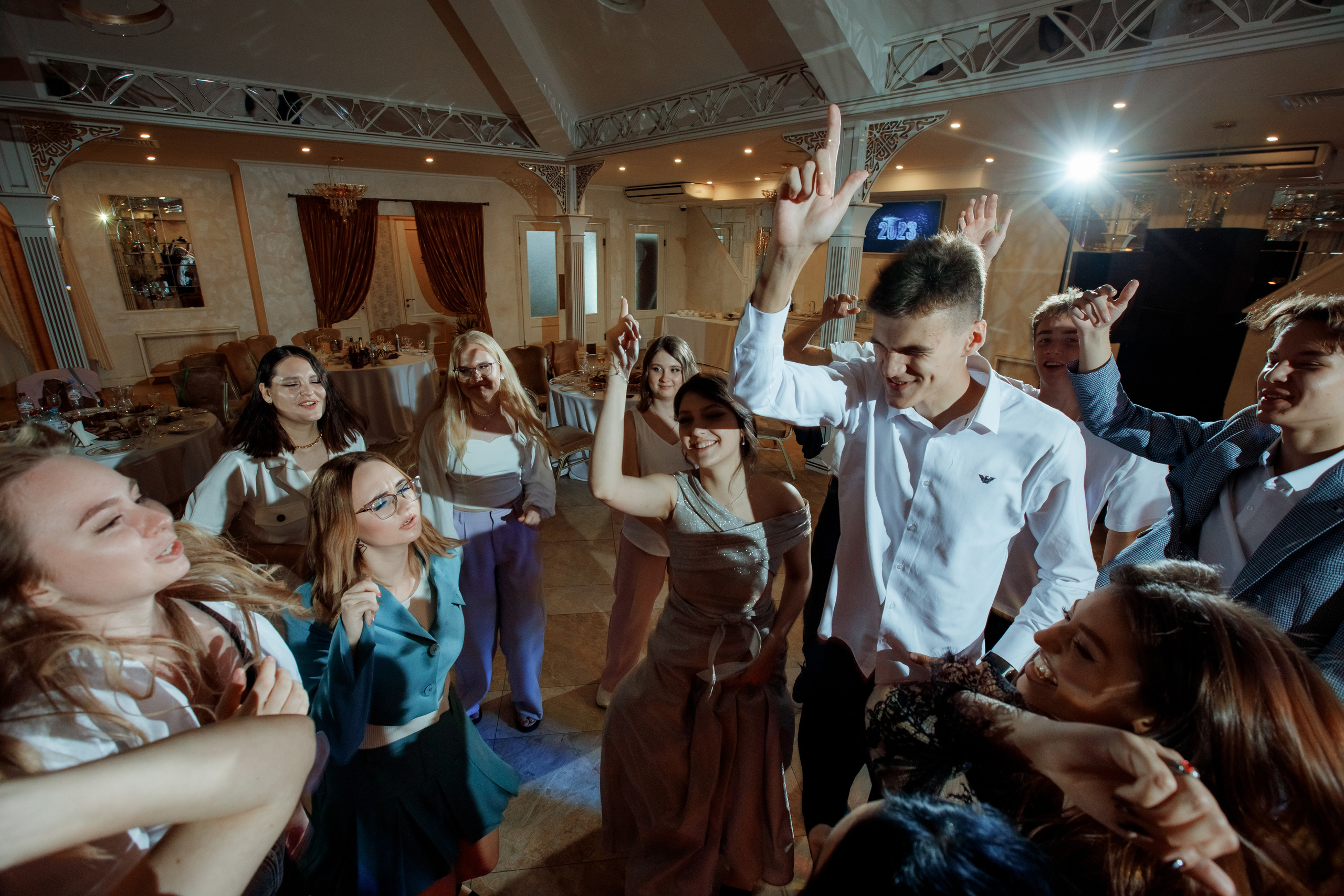 Выпускной_2023. Фотограф Илья Чудин в Саратове