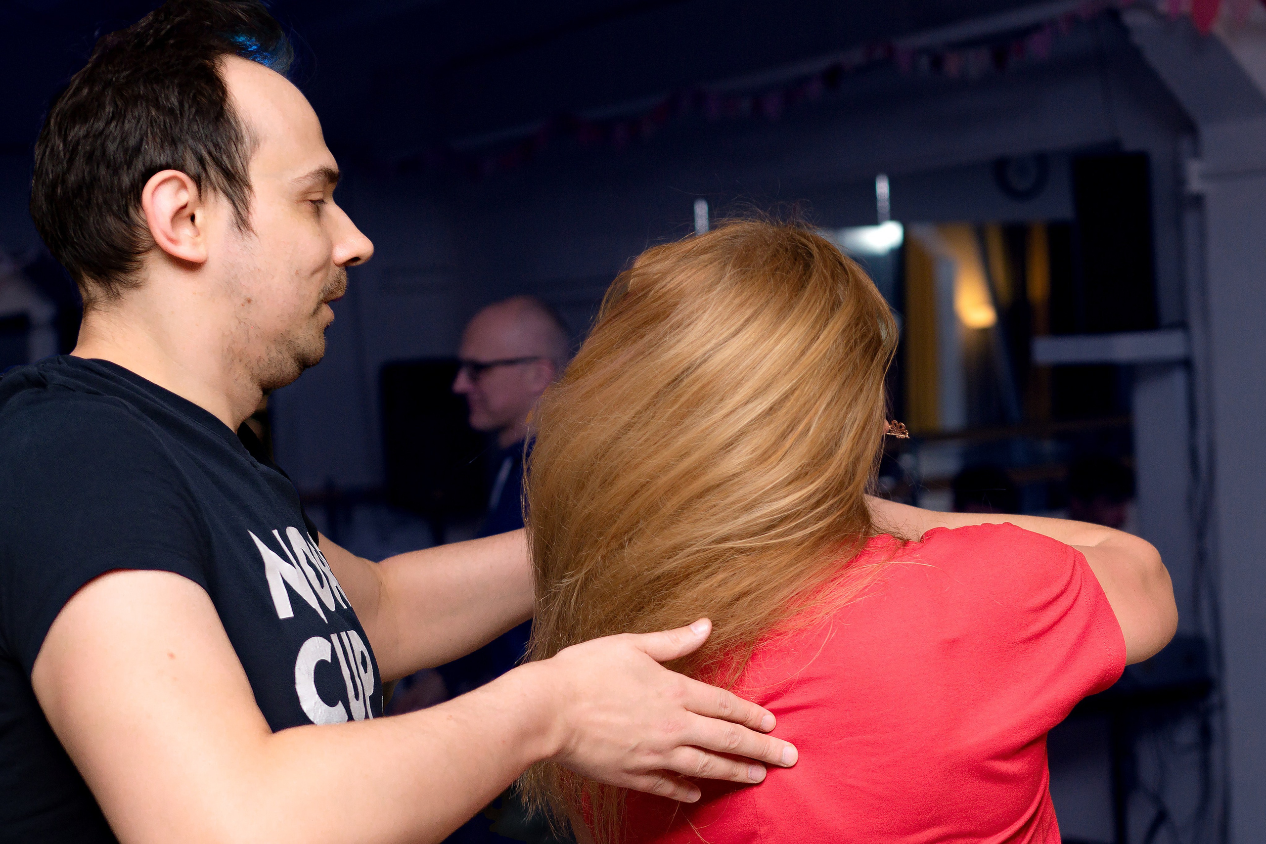 Вечеринка в школе танцев Dance cafe