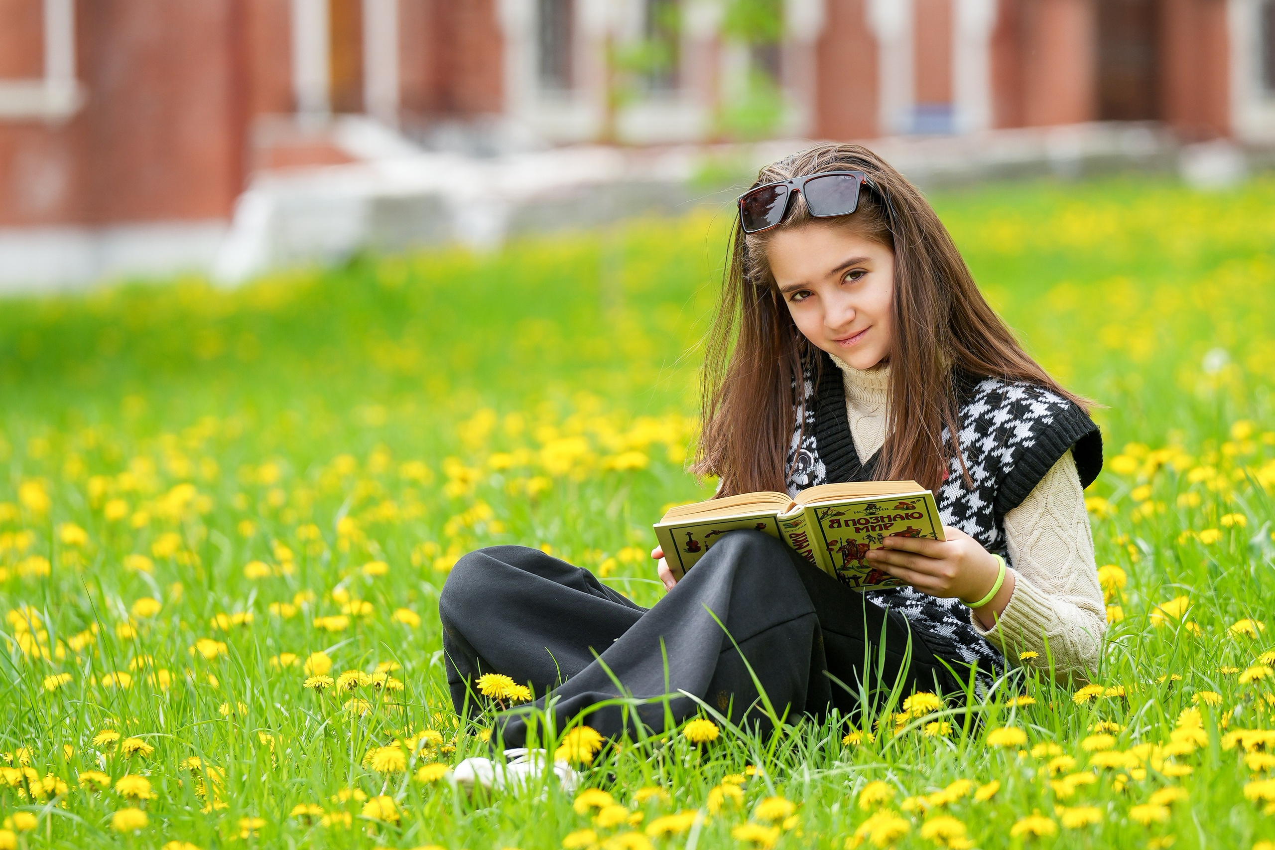 Девочка в большом городе. Семейный фотограф Владимир Просвиркин. г. Самара