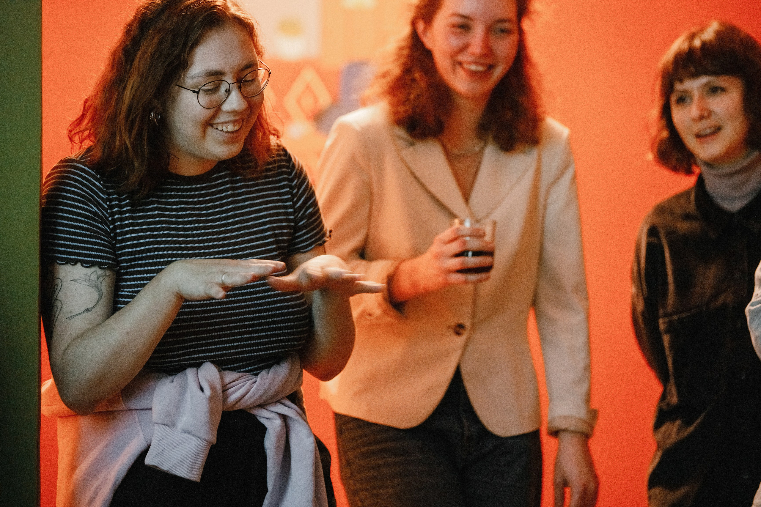 11.11.2022 // Совместно с ЕДЕМ.ДАЛЬШЕ. Фотовыставки serebro.gallery, в которых автором можешь стать ты! | Москва