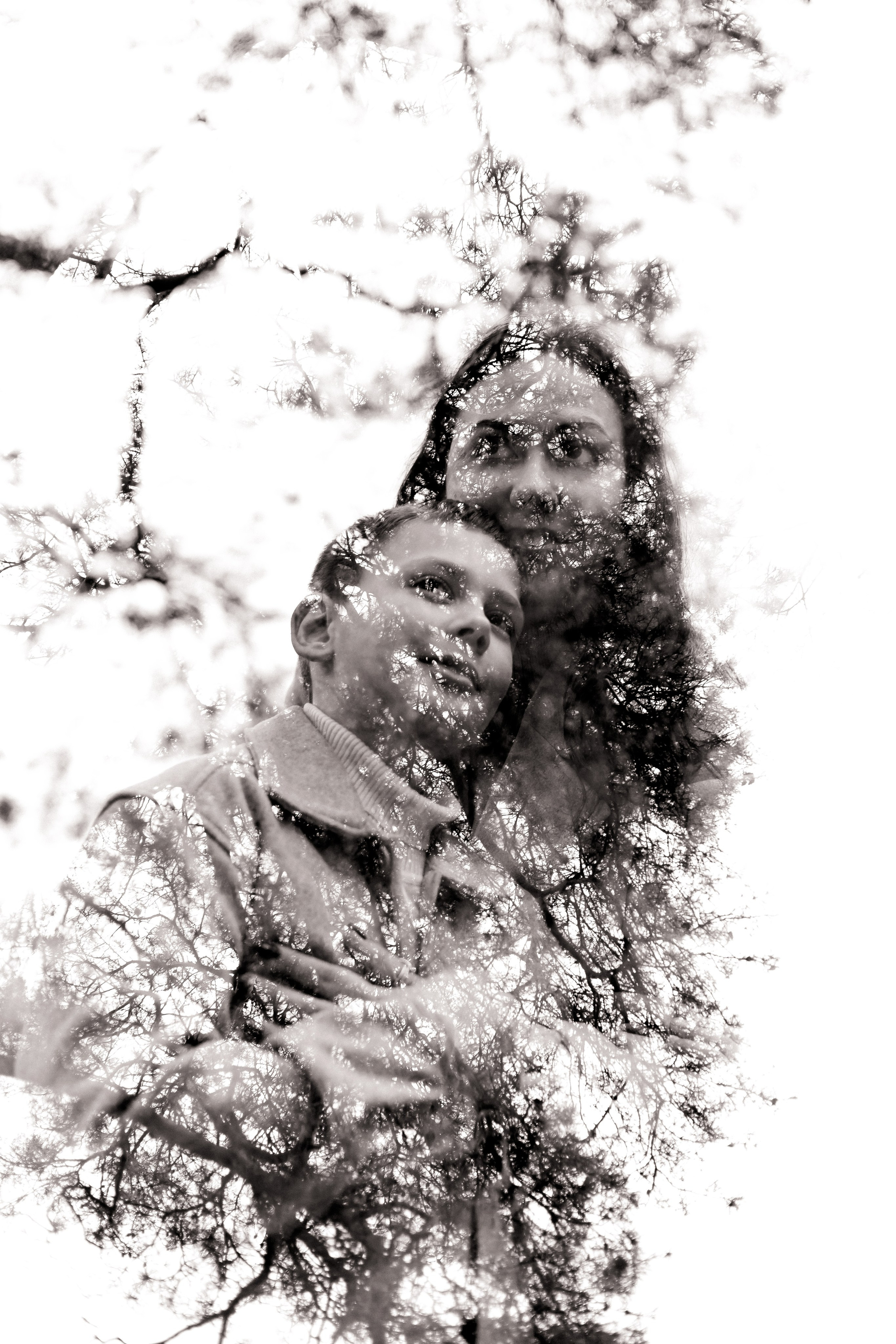 Осенняя фотосессия в Гомеле, семейная фотосессия в лесу, мама и сын, прогулка в лесу, фотосессия с собакой, осенний образ, лайф-стайл, семья, фотограф Гомель