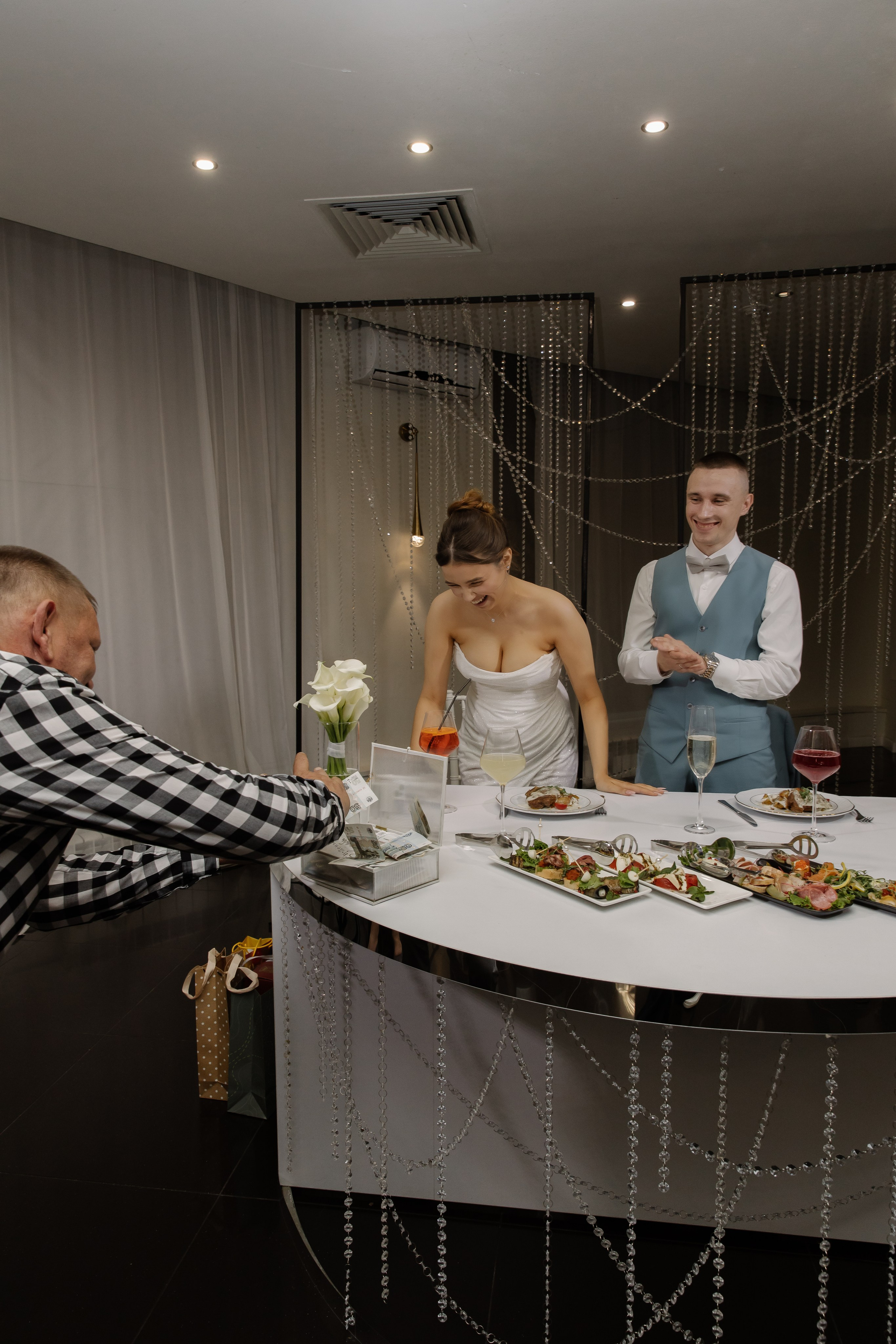 Максим и Анастасия. СВАДЕБНЫЙ ФОТОГРАФ ЧЕЛЯБИНСК