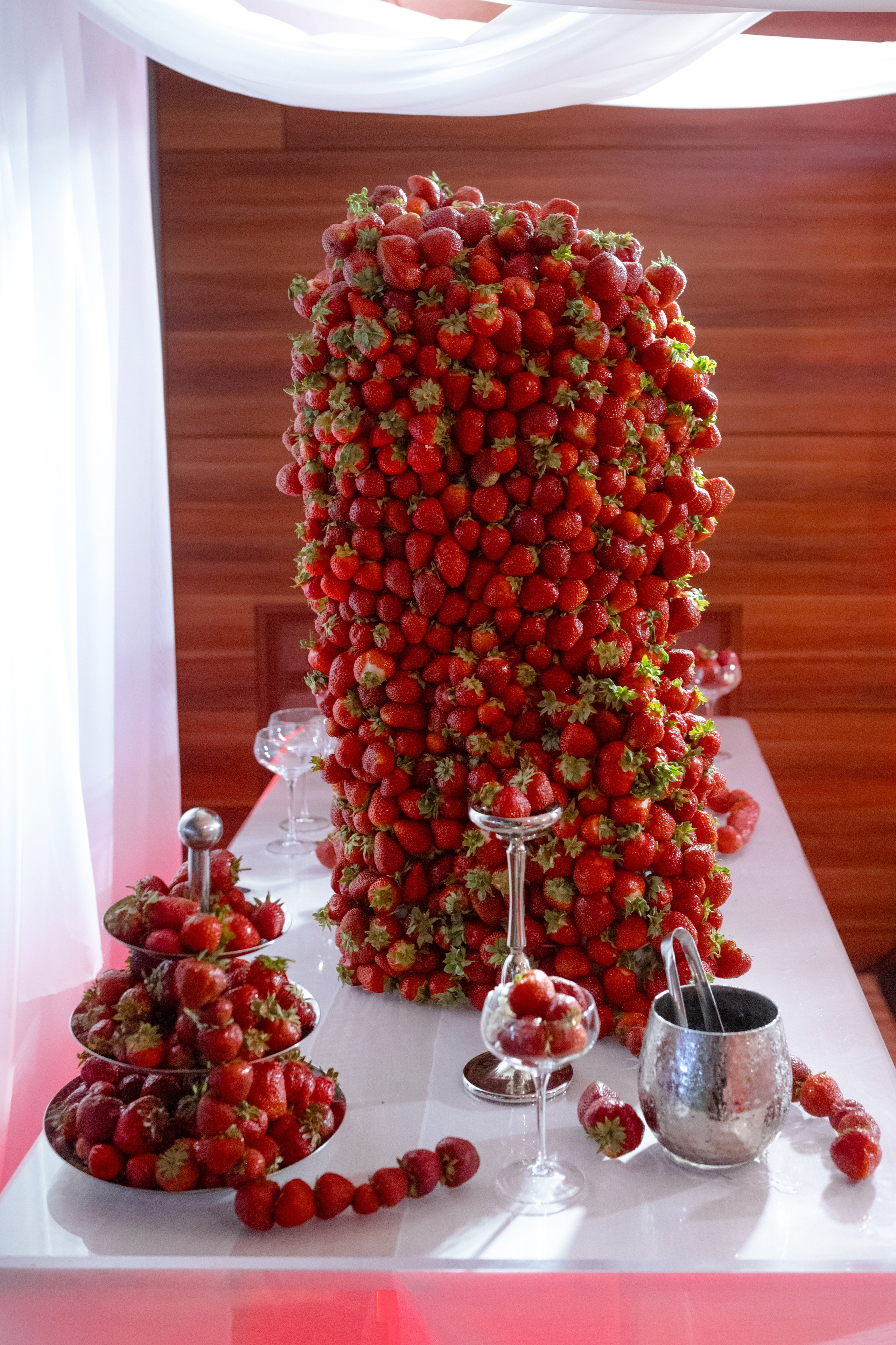 Strawberry event. Свадебный фотограф в Минске