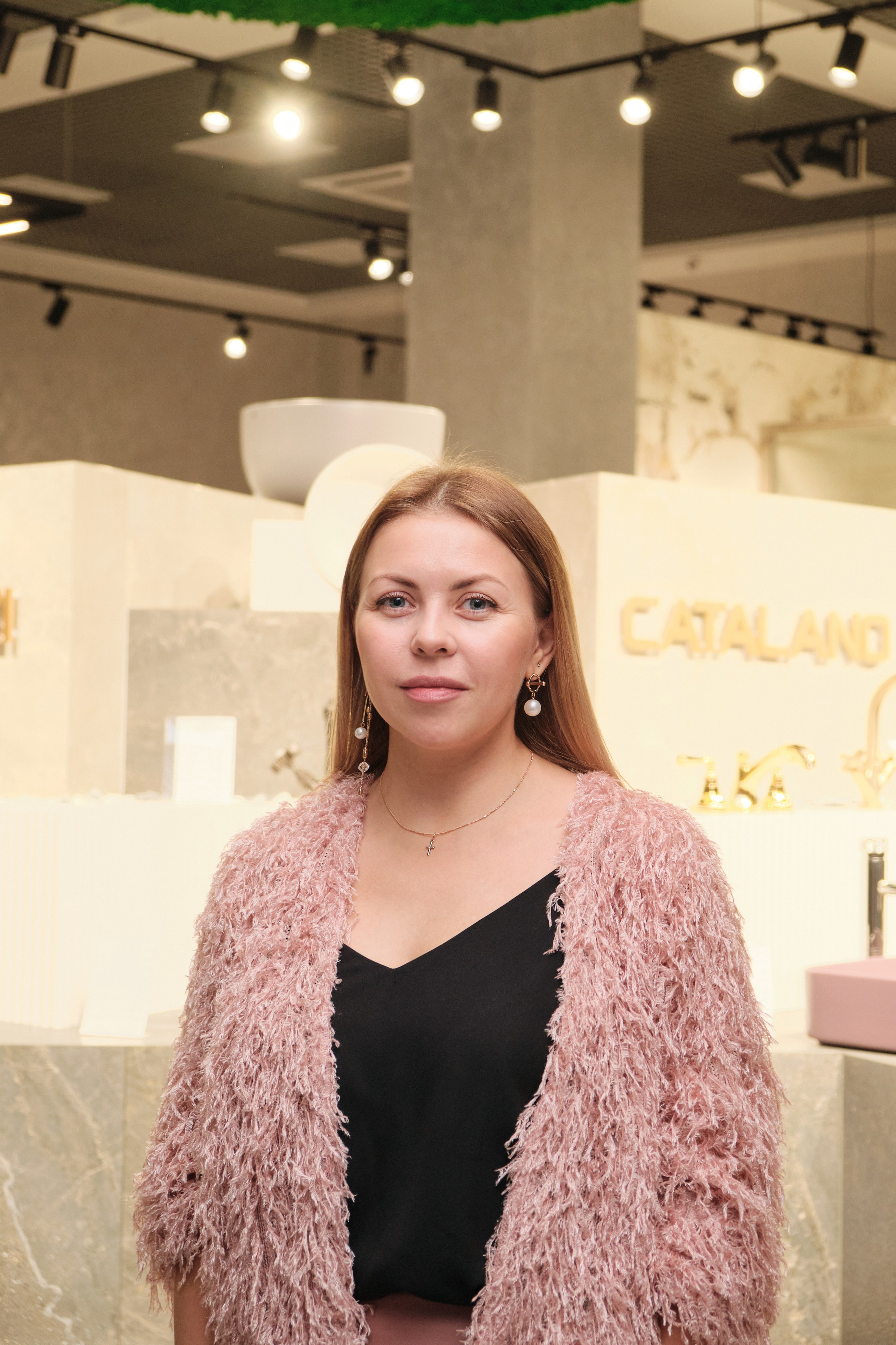 Открытие салона 100 градусов. Антон Ив