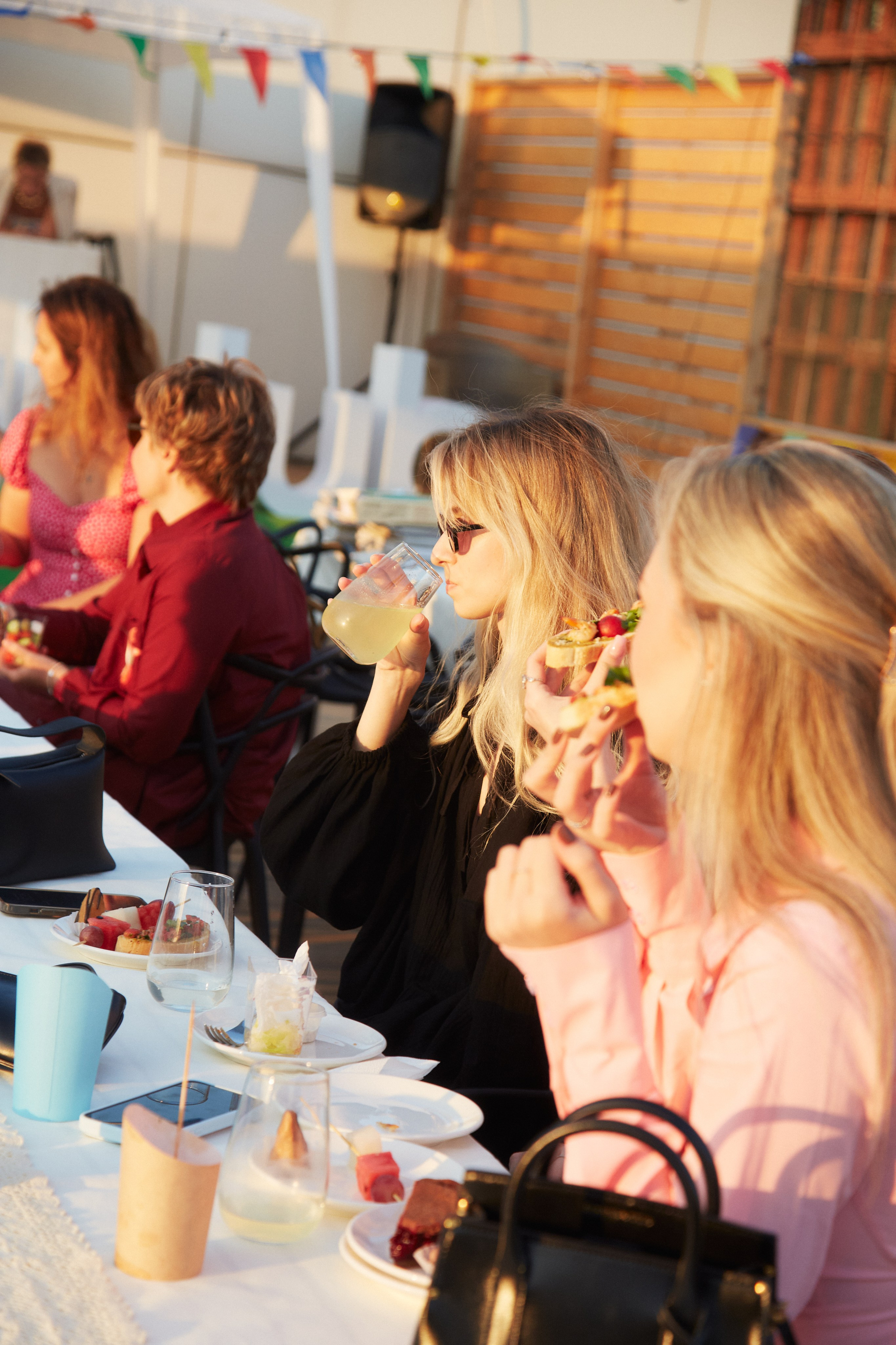 CORAL CLUB 25 years. Photographer Daria Ilkevich