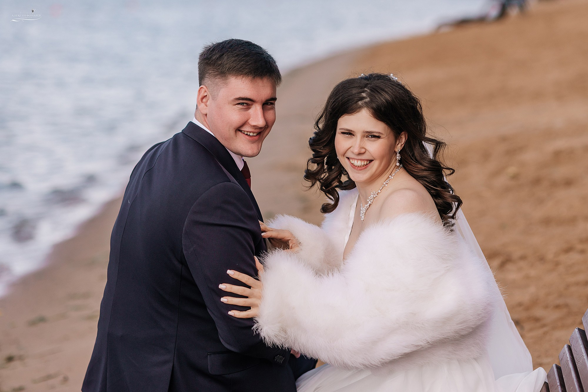 Свадебная прогулка Евгения и Анны в Дубне. Свадебный фотограф в Дубне Алексей Фонарёв