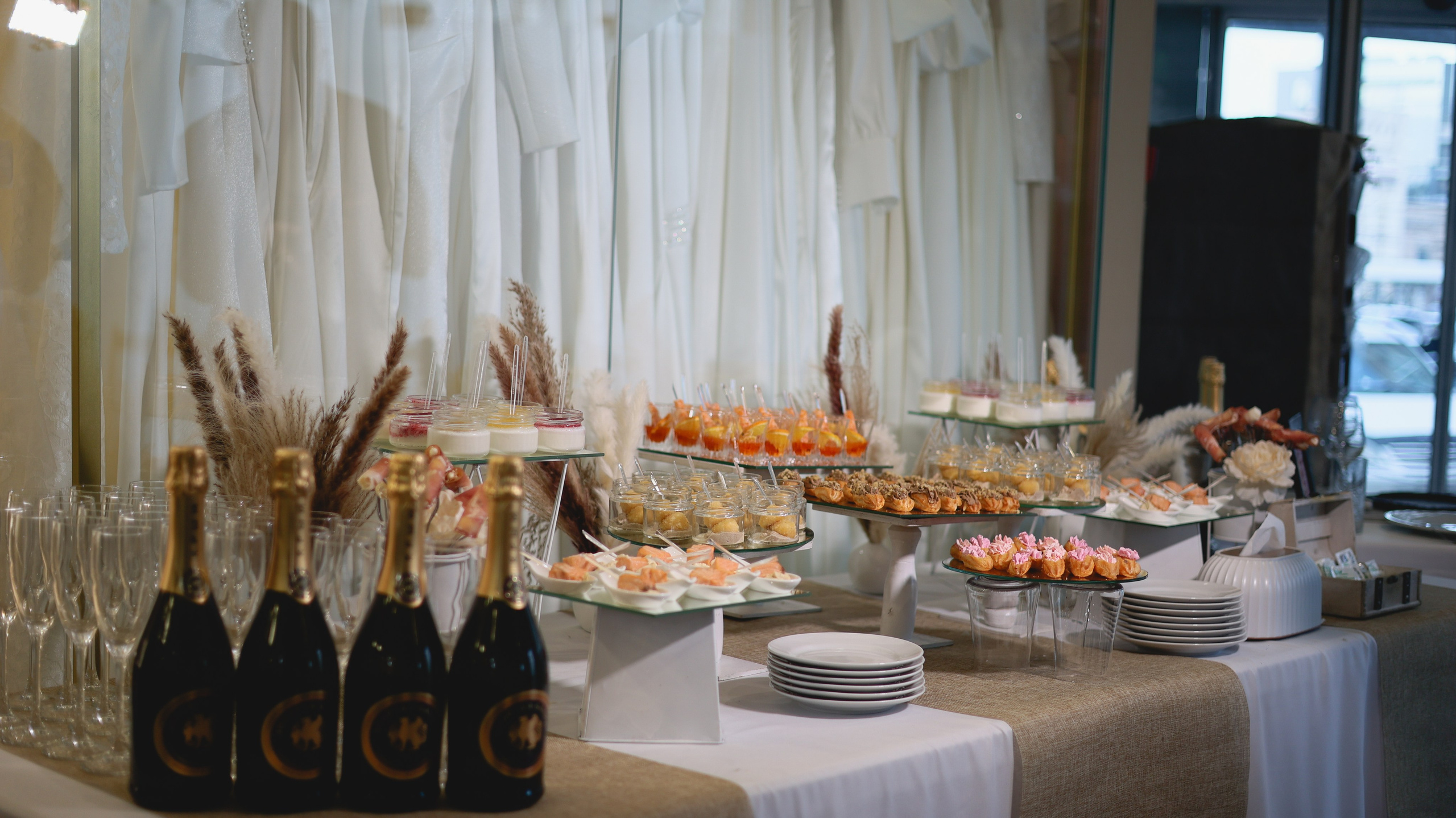 Wedding branch. Свадебный фотограф в Крыму