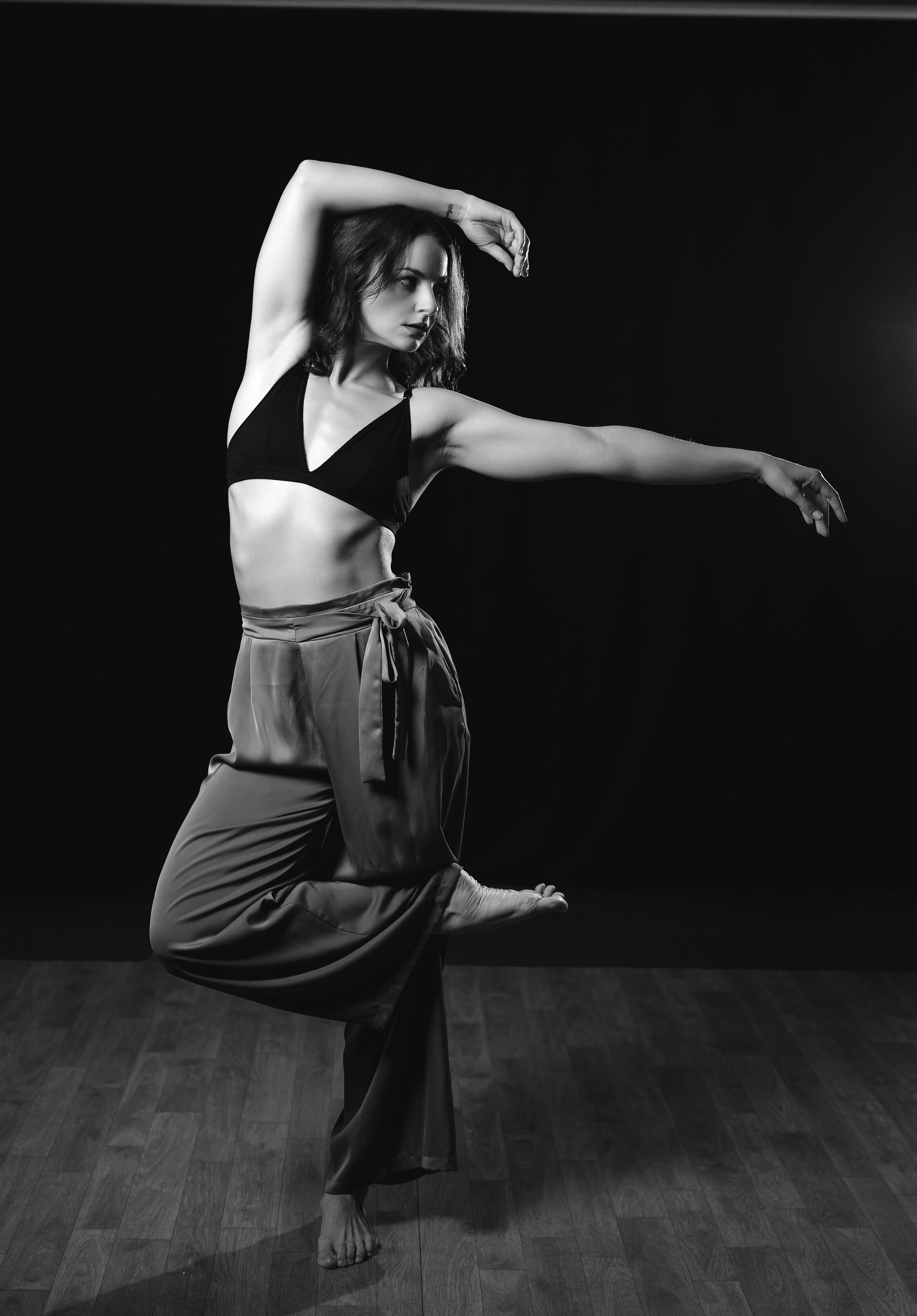 Dance MARIA. Сайт фотограф в Керчи Кислый Юрий