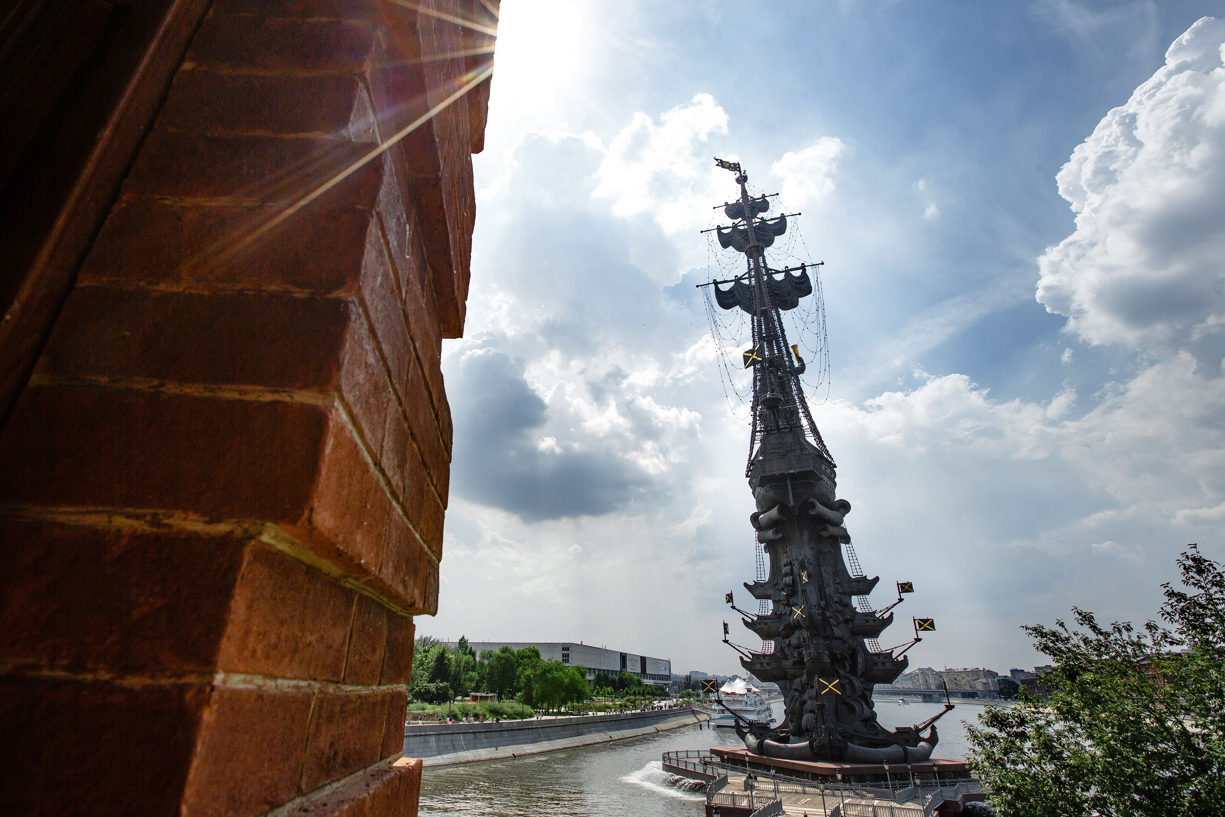 На лабутенах. Фотограф Константин Пешков