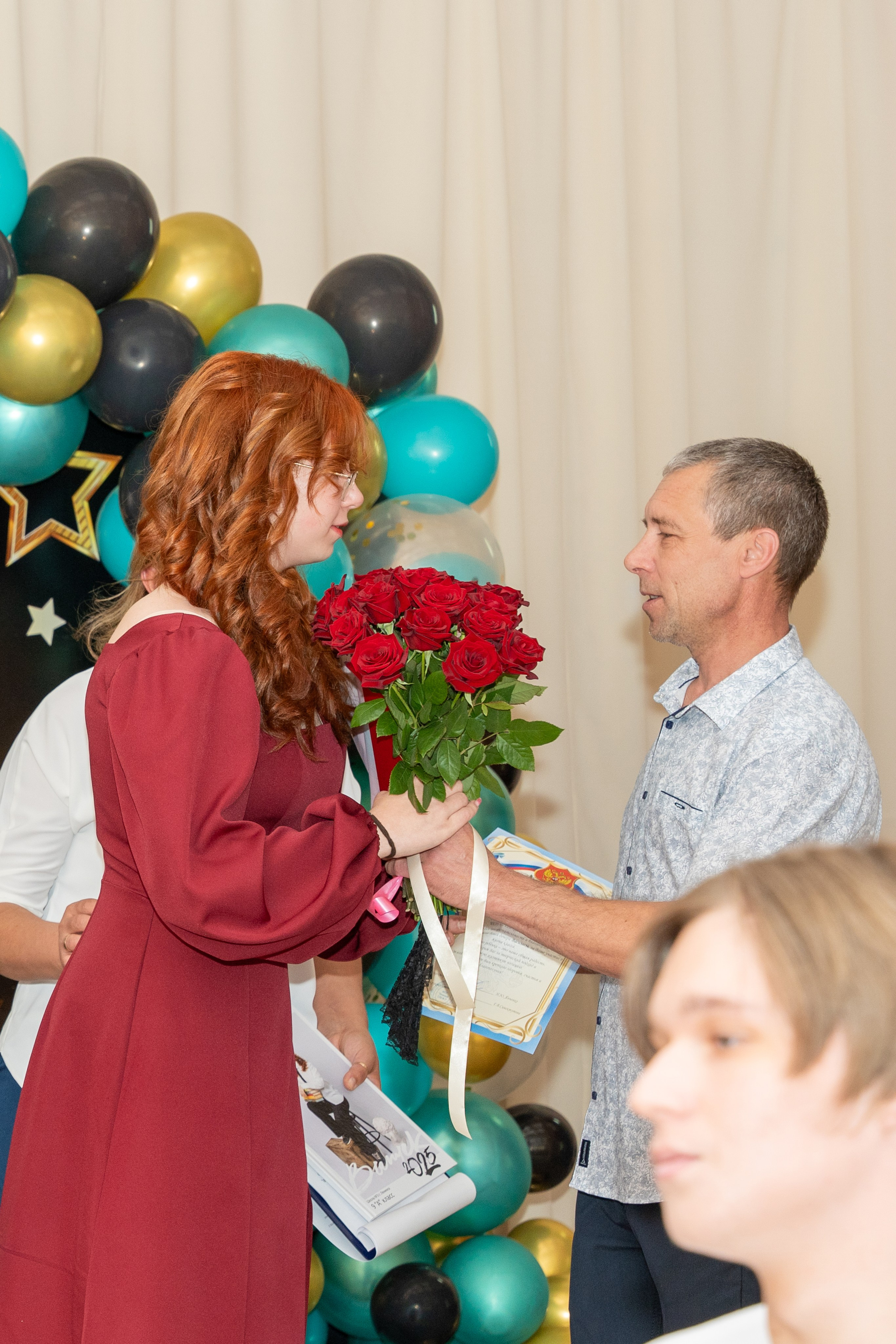 Прощай, школа, здравствуй, мир! Последний звонок и выпускной 9 А» класса. Фотограф |Ленинск, Волжский, Волгоград| Наталья Савилова