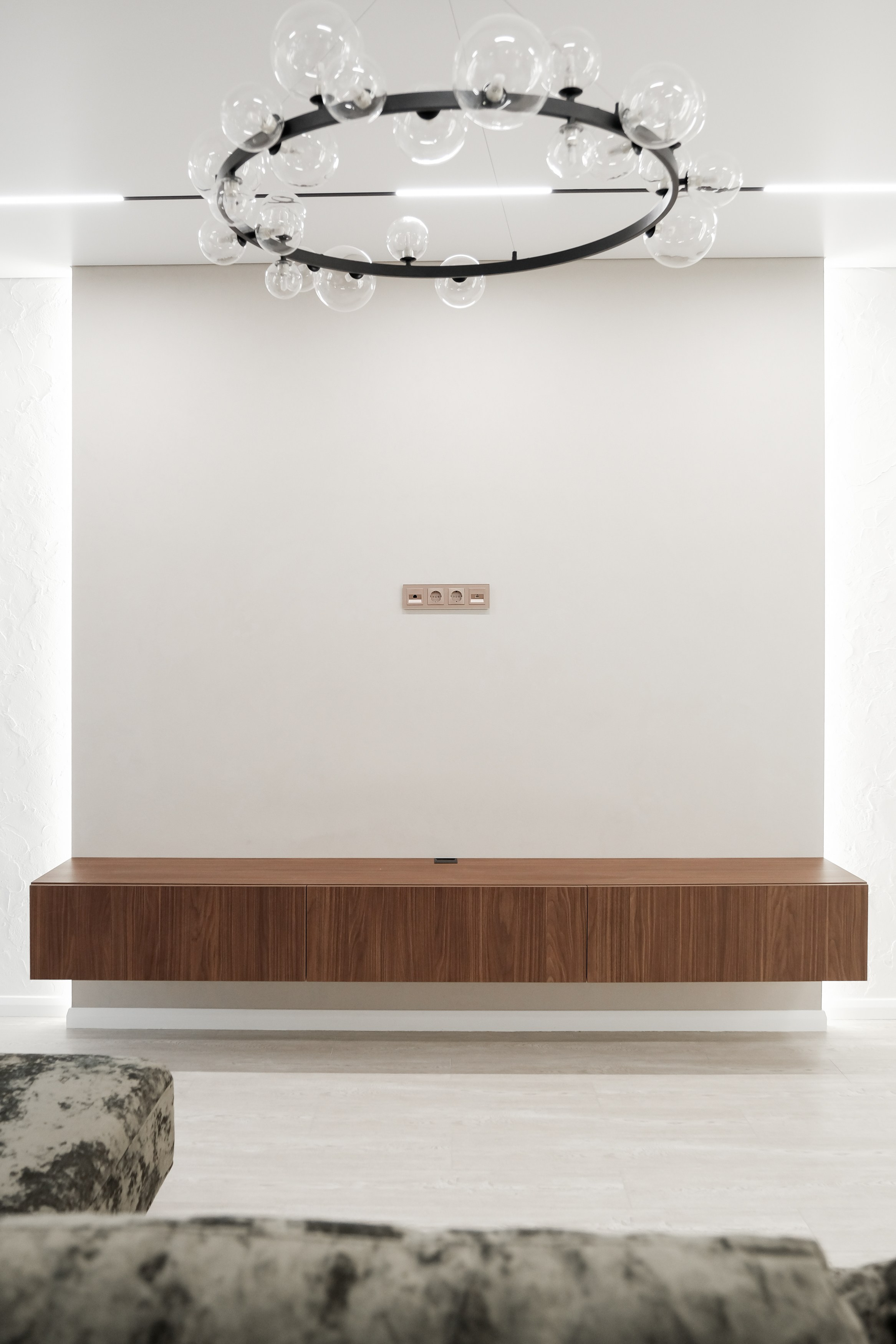 Тумба ТВ в Томске на заказ по индивидуальным размерам. ГУДРУМ — Мебель на заказ в Томске | Кухни | Шкафы | Стулья и Столы