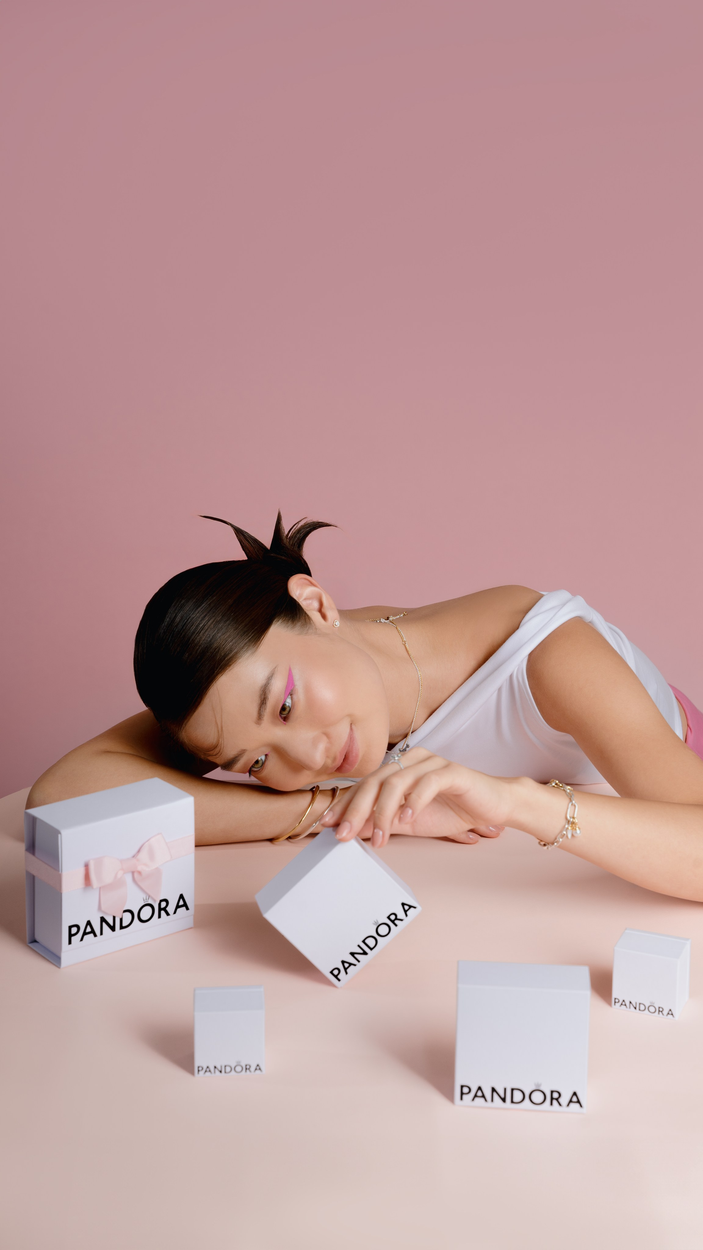 Pandora. Главная