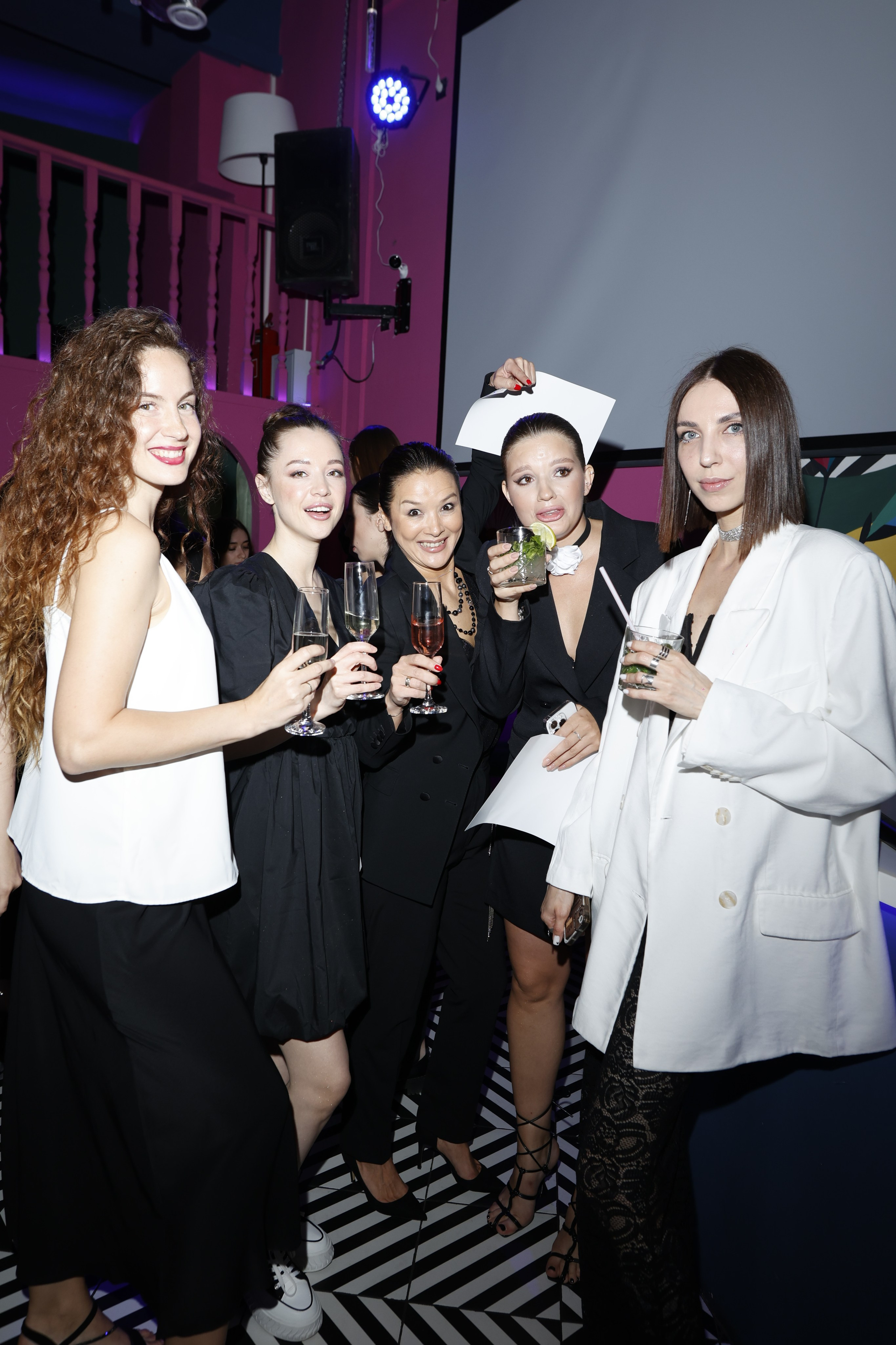 МАША ПАК. Nikolskayasecular