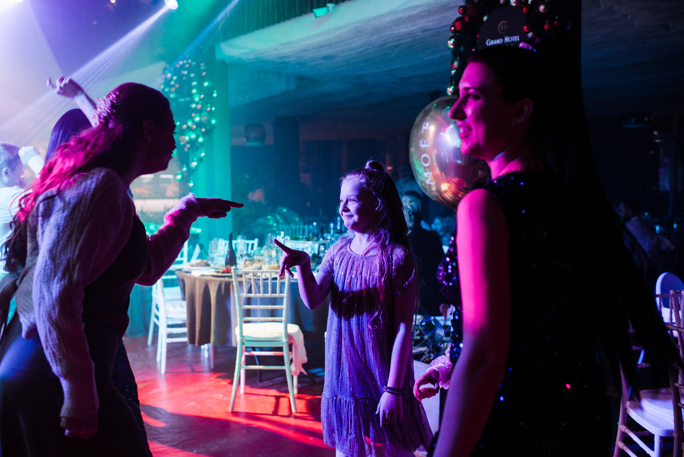 Моёт / Новый год в Гранд Отеле Анапа. Фотограф Алутера Ирина
