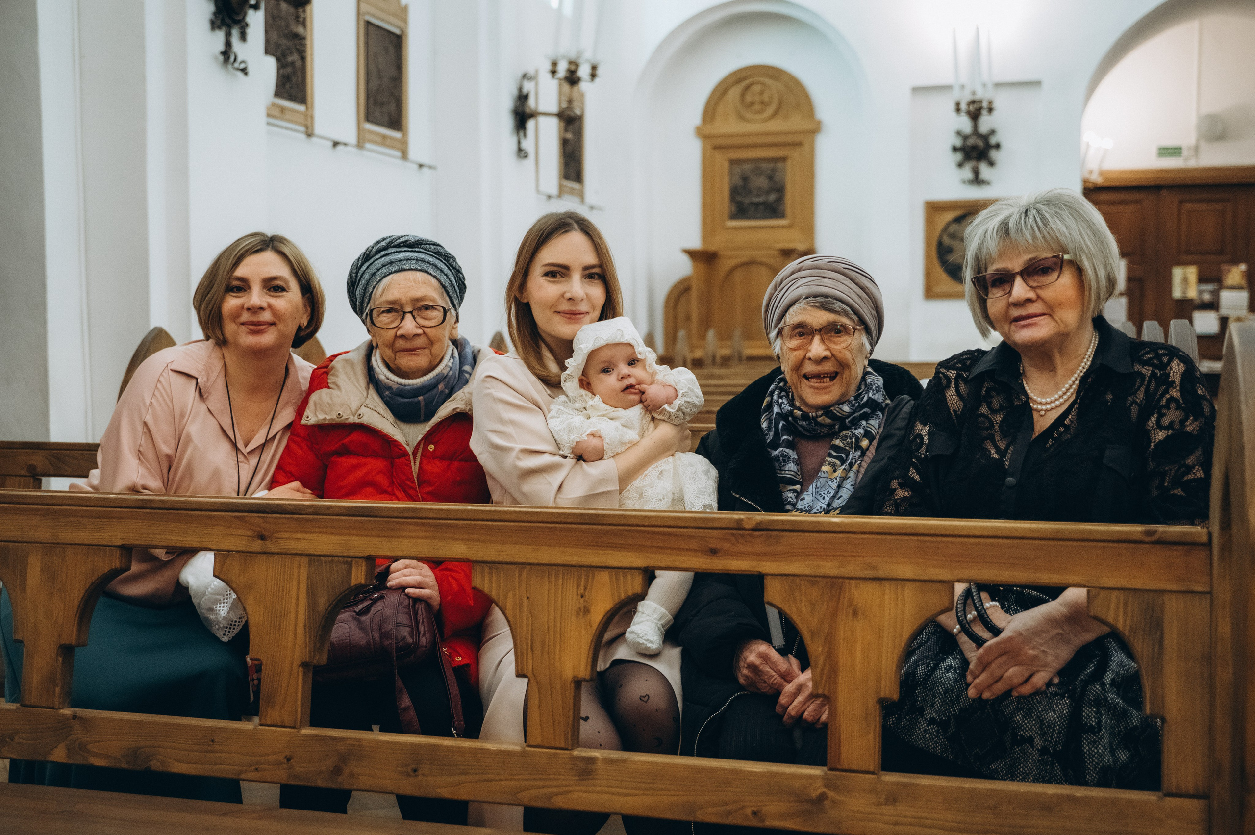 Крещение Эмили (Золотогорский костёл Пресвятой Троицы). Семейный фотограф в Минске Дарья Дреко