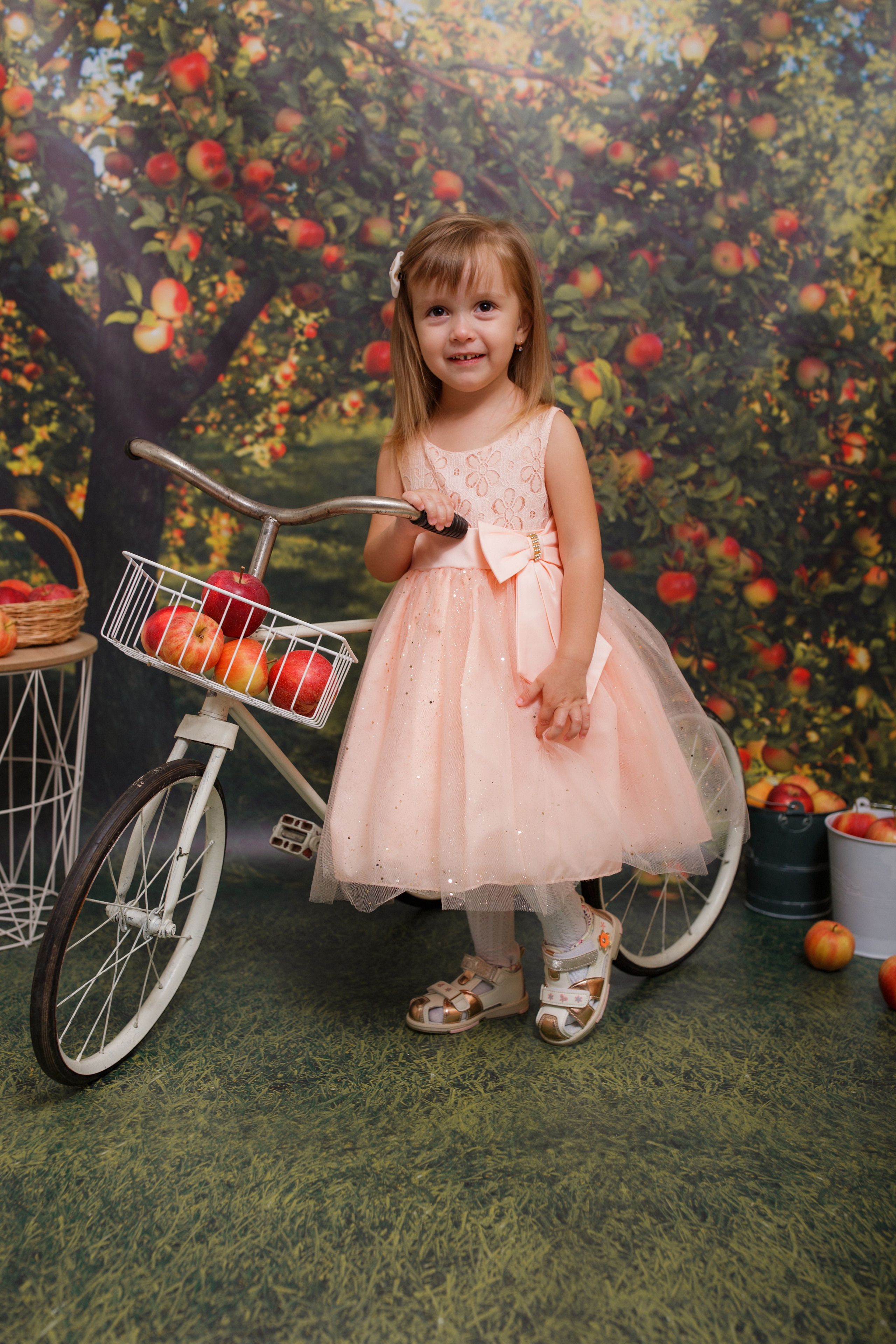 Тематическая фотосессия для детского сада. Семейный и детский фотограф в Ярославле