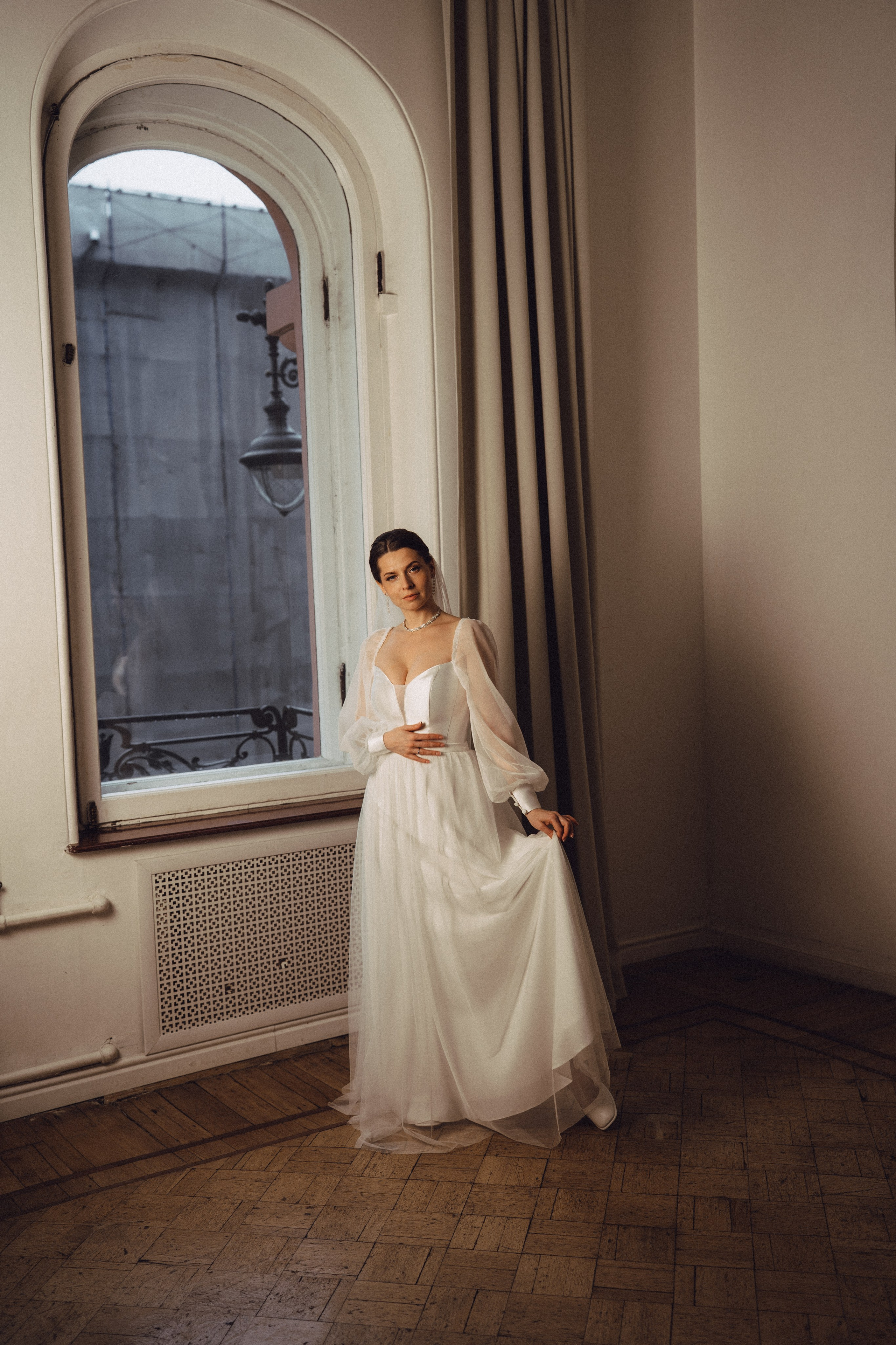 СВАДЕБНАЯ СЬЕМКА ВО ВТОРОМ ДВОРЦЕ (ДЕКАБРЬ) ТАКЖЕ СЬЕМКА В СТУДИИ НА ЧЕРНЫШЕВСКОЙ. Профессиональный фотограф, Санкт-Петербург — Виктория Богомолова