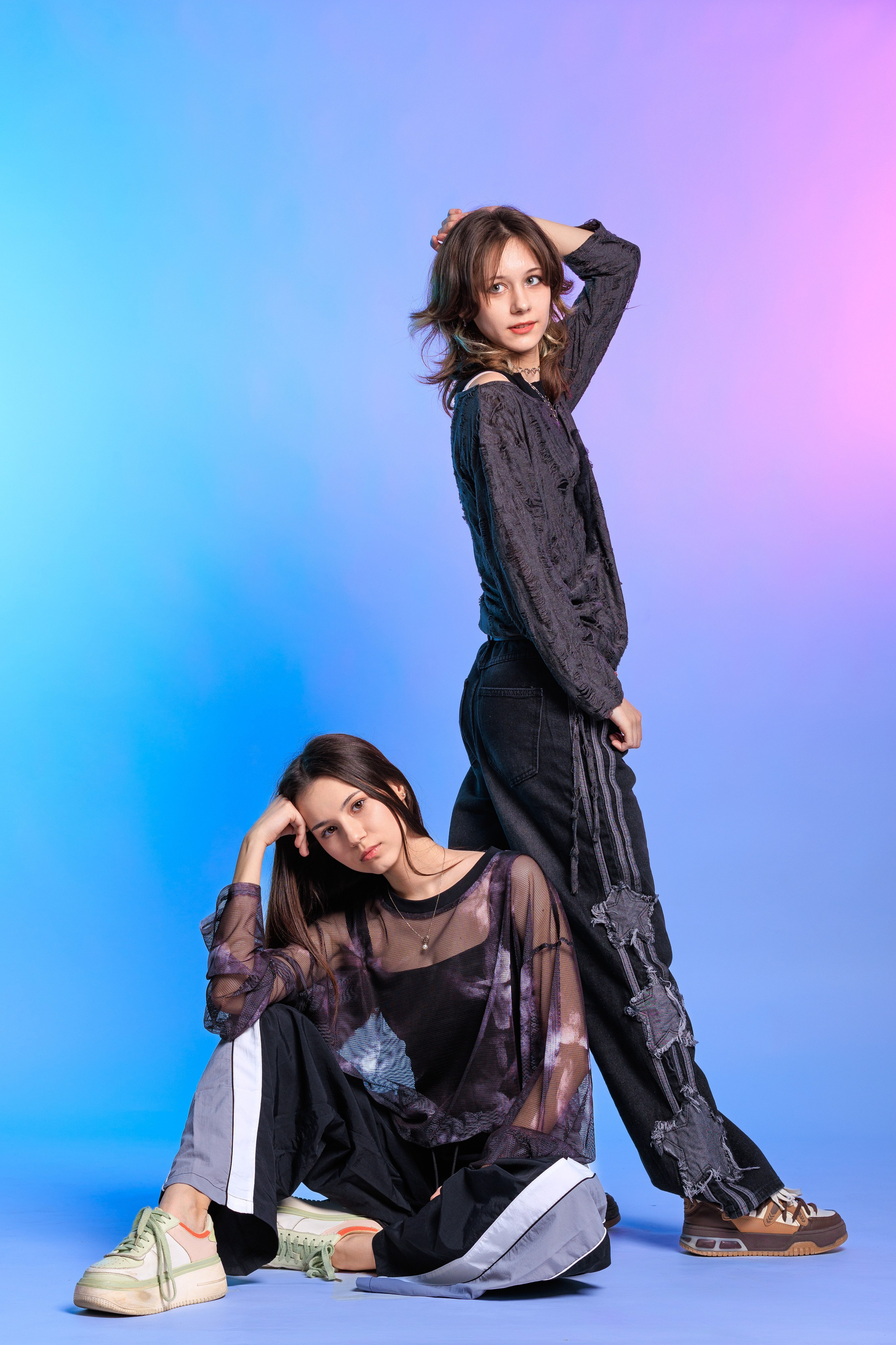 Смотреть фотки в фотостудии. Выпускные альбомы Геленджик, Новороссийск, Краснодар, Туапсе