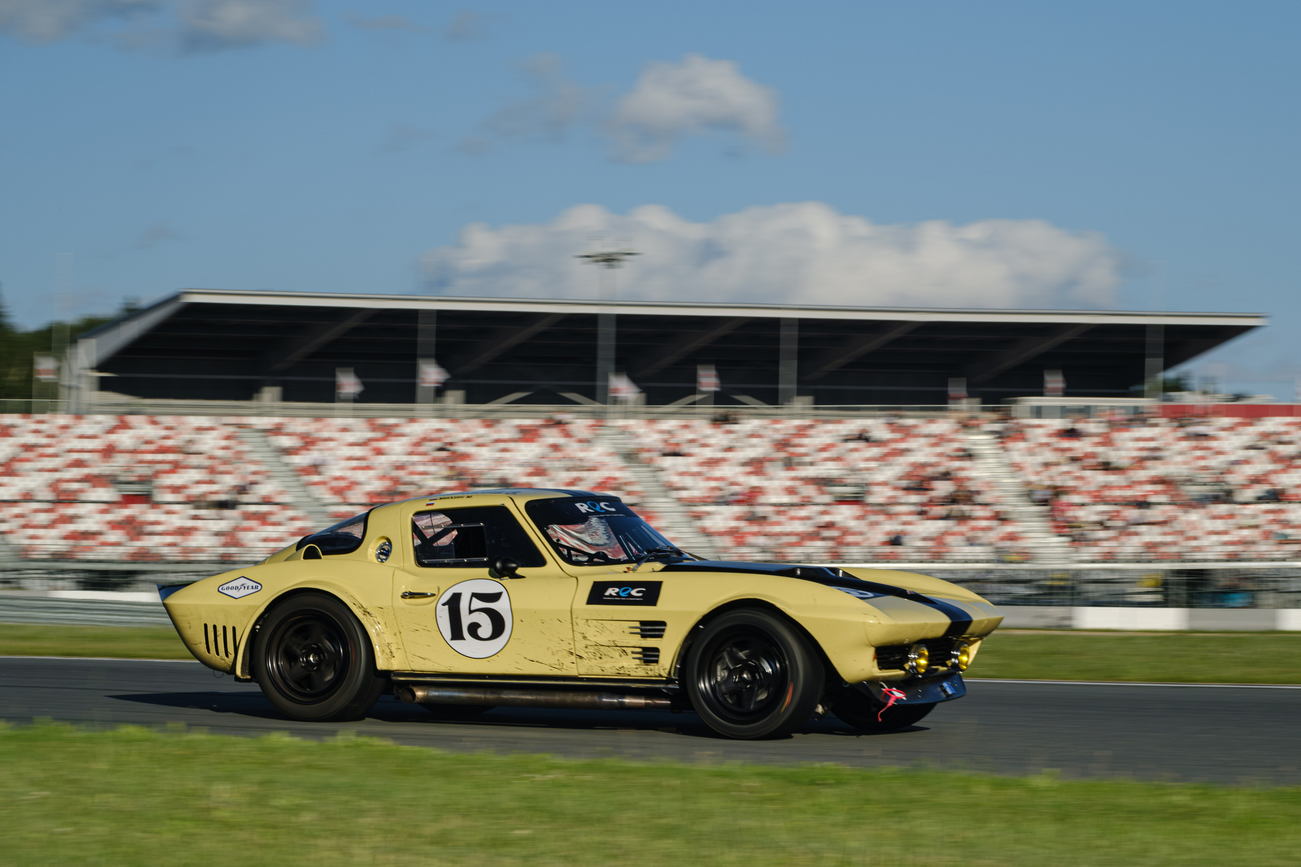 Российская серия гонок на выносливость. Авто и мотоспорт — фотограф Антон Медведев iCoguar