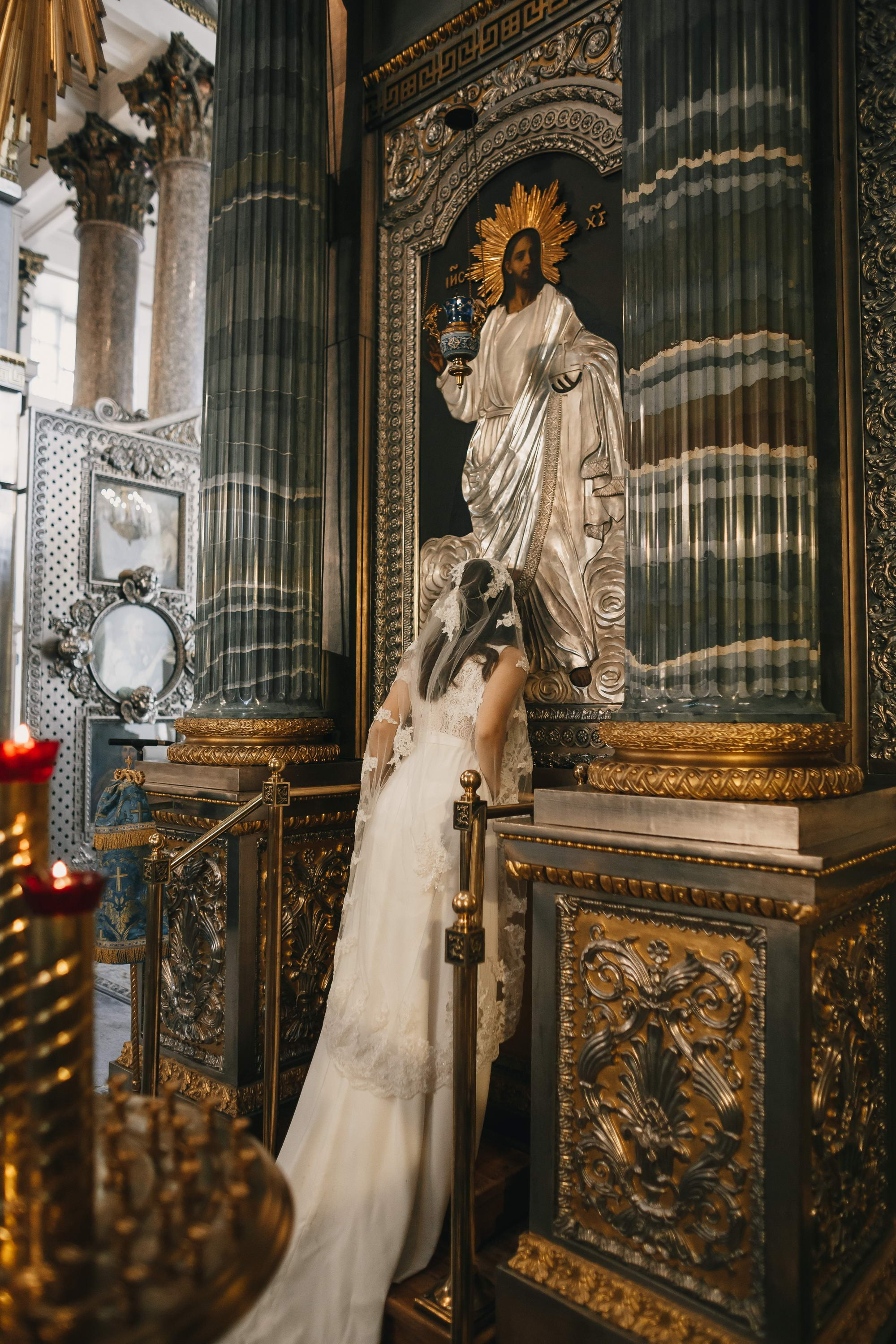 Венчание интернациональное. Свадебный фотограф Игорь Брундасов 8PHOTO на свадьбу венчание загс СПб