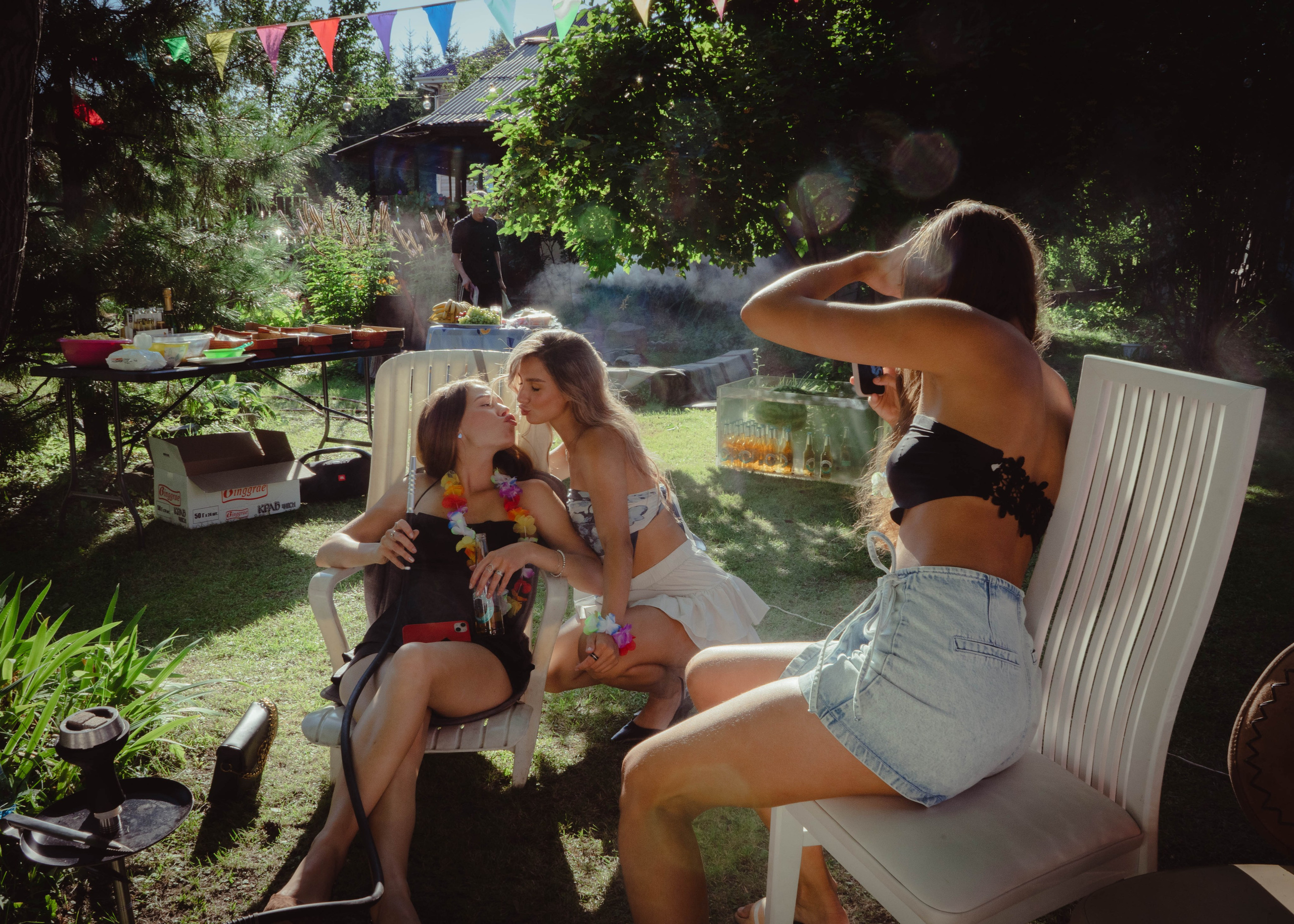 Гавайская вечеринка. Кир Анисин. Режиссер & фотограф