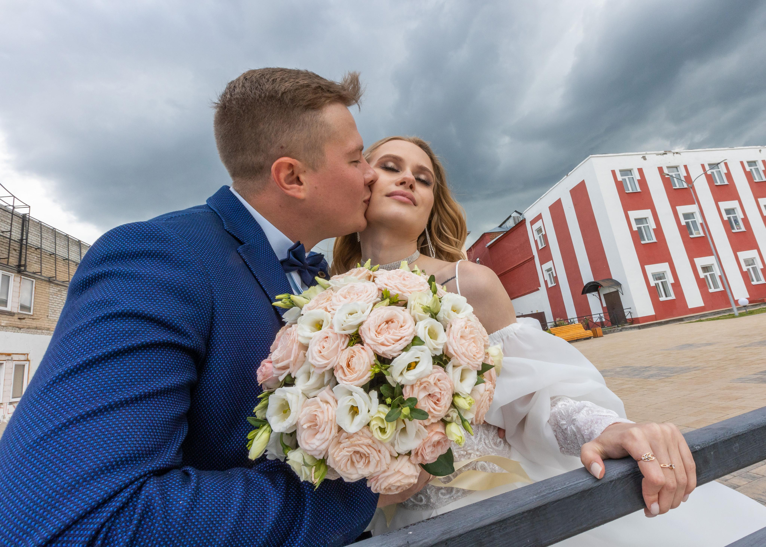 Кирилл и Ксения. Фотограф Петров Александр Свадьбы, Съемка в студии, Выпускные альбомы г. Балашов