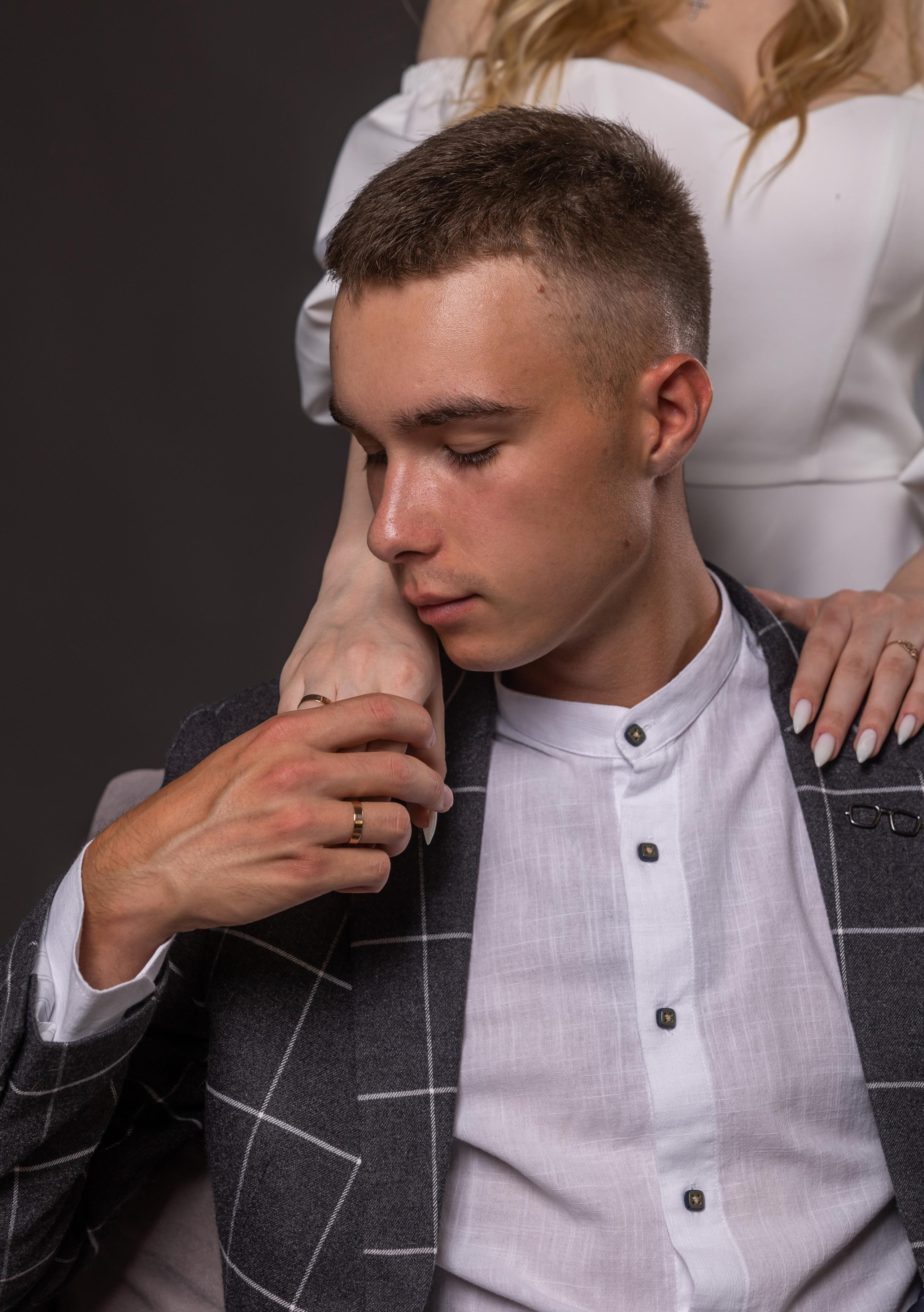 Даниил и Светлана. Фотограф Петров Александр Свадьбы, Съемка в студии, Выпускные альбомы г. Балашов