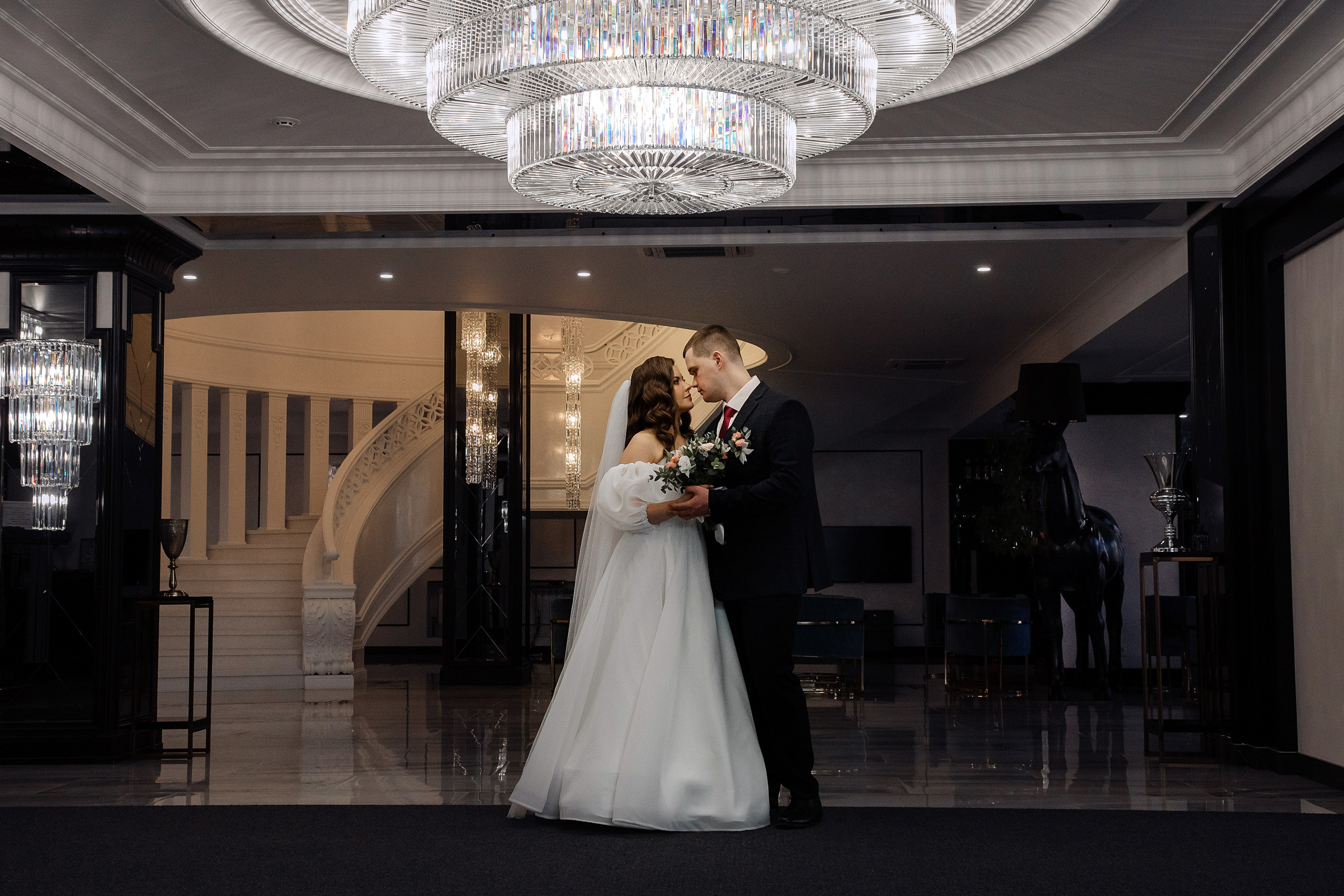 В отеле. Главная