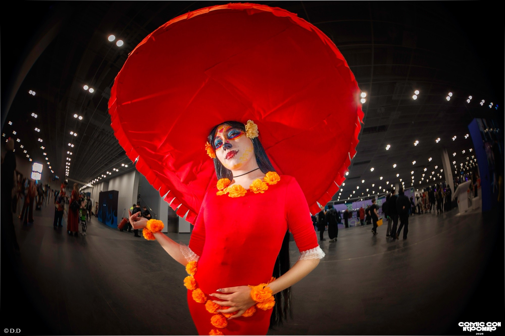 Comic Con Игромир 2025. Различные мероприятия и просто фотографии людей